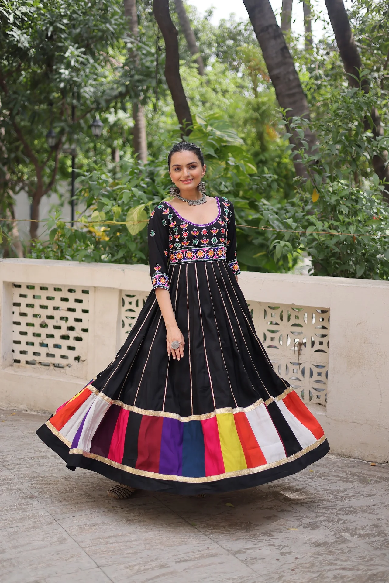 Women's Roman Fabric Anarkali Gown in Black