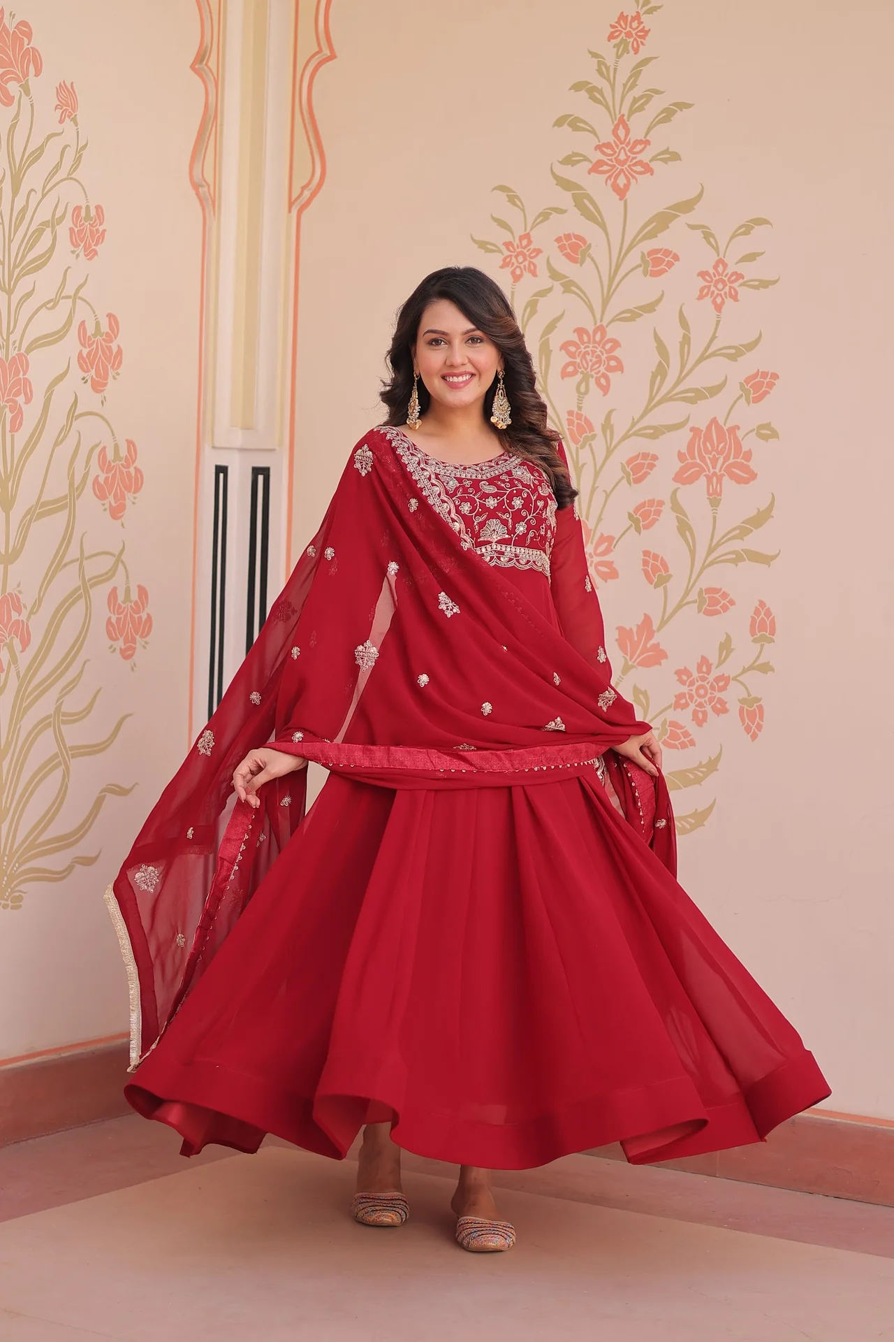 Women's Faux Blooming Gown with Dupatta in Maroon