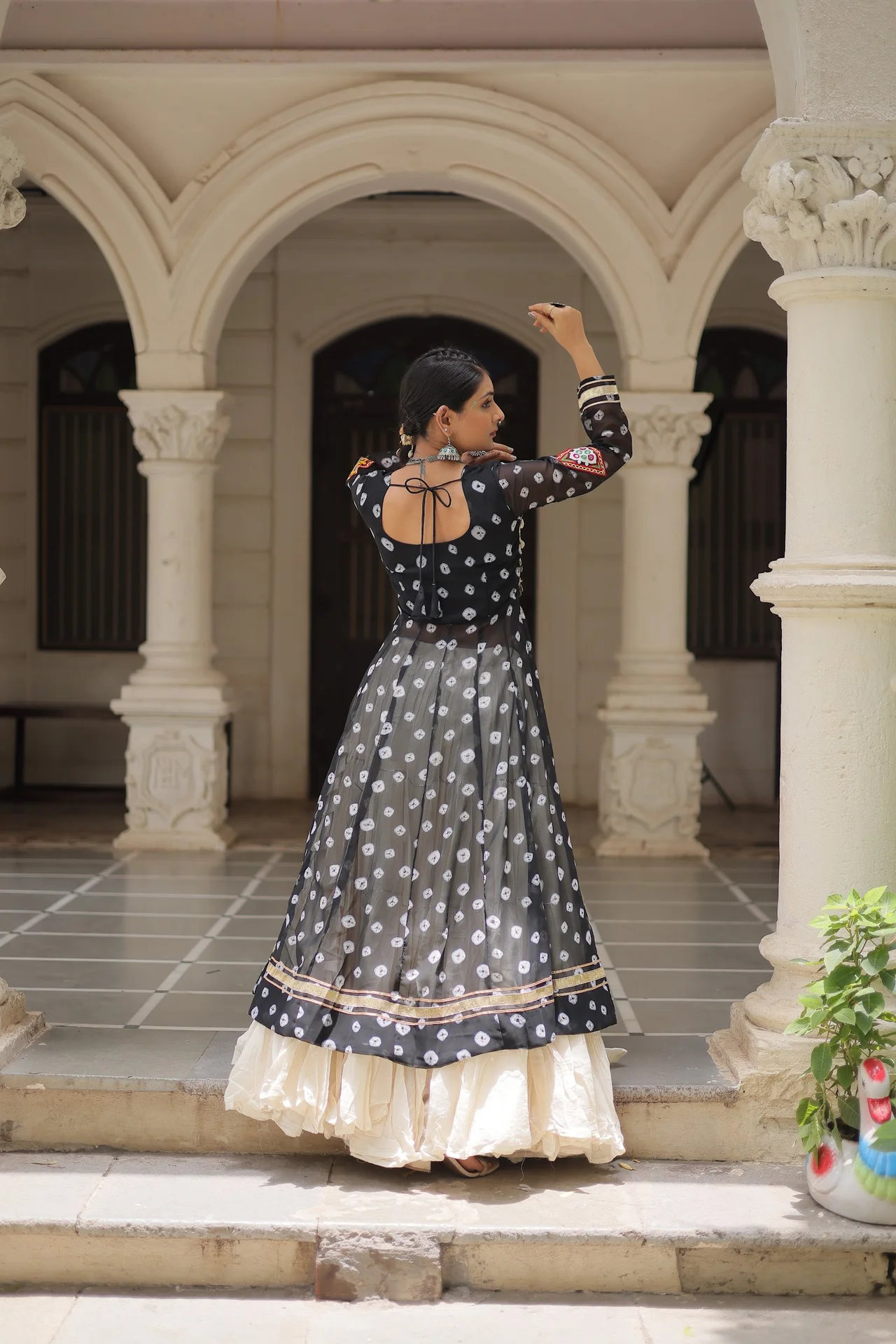 Women's Bandhani Printed Cotton Lehenga Kurti Set in Black — photo 9 of 9