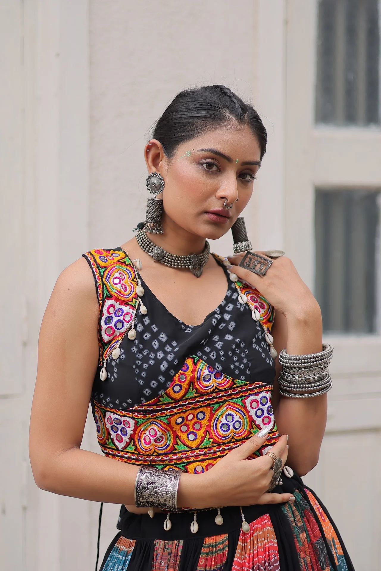 Women's Georgette Navratri Lehenga Choli with Kutchi Gamthi Embroidery in Multicolour — photo 3 of 10