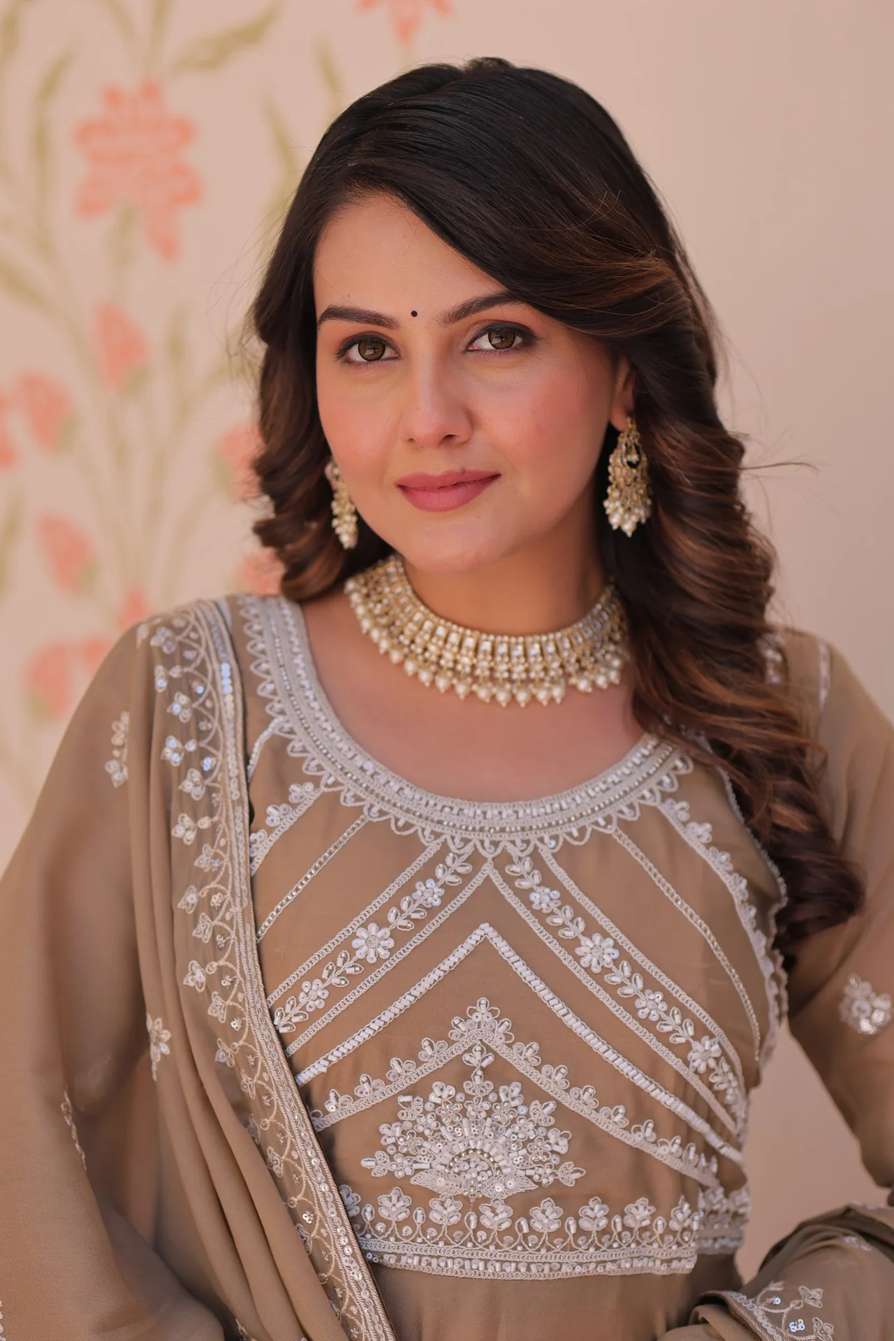 Women's Star Georgette Gown with Dupatta in Beige — photo 4 of 7