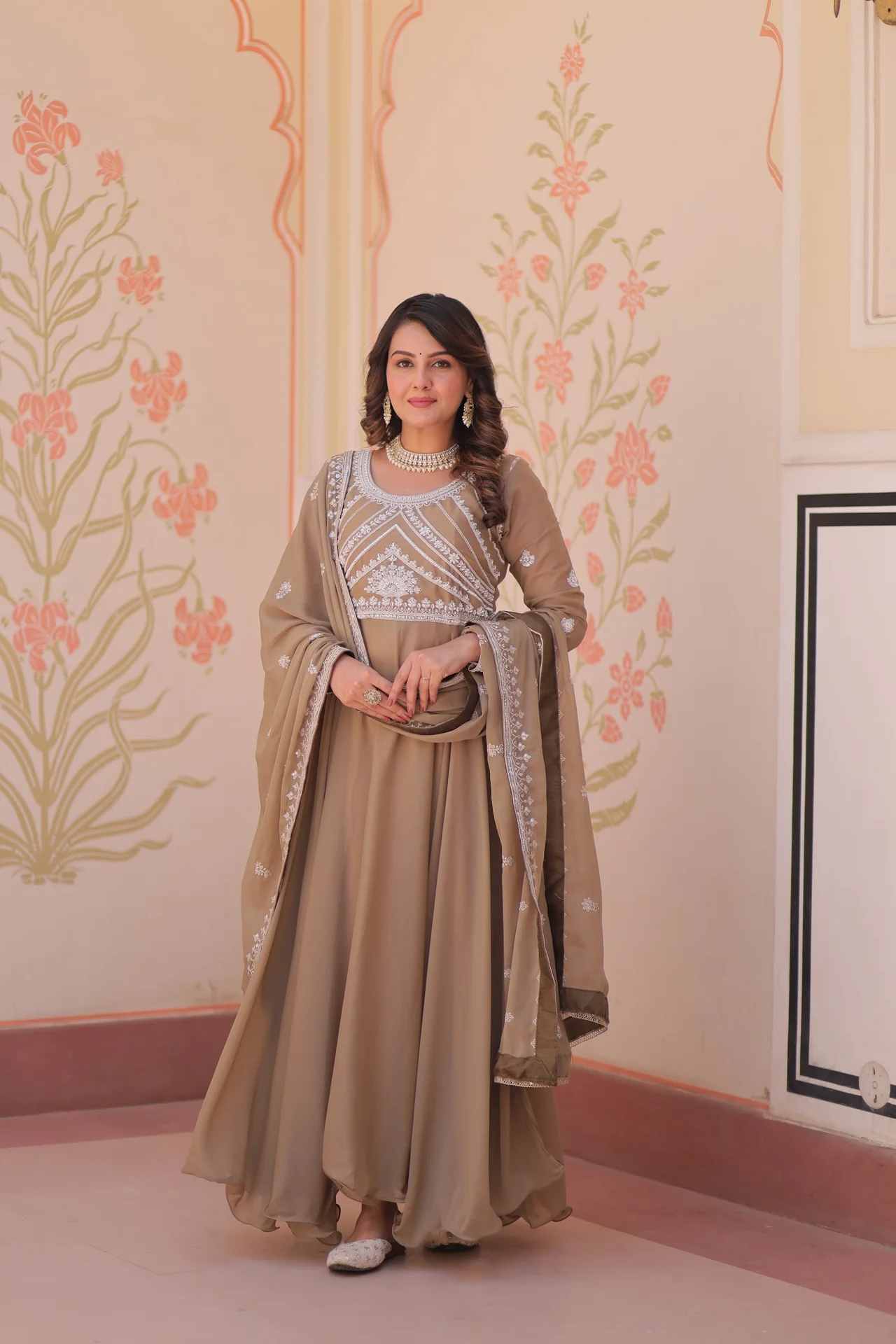 Women's Star Georgette Gown with Dupatta in Beige — photo 6 of 7