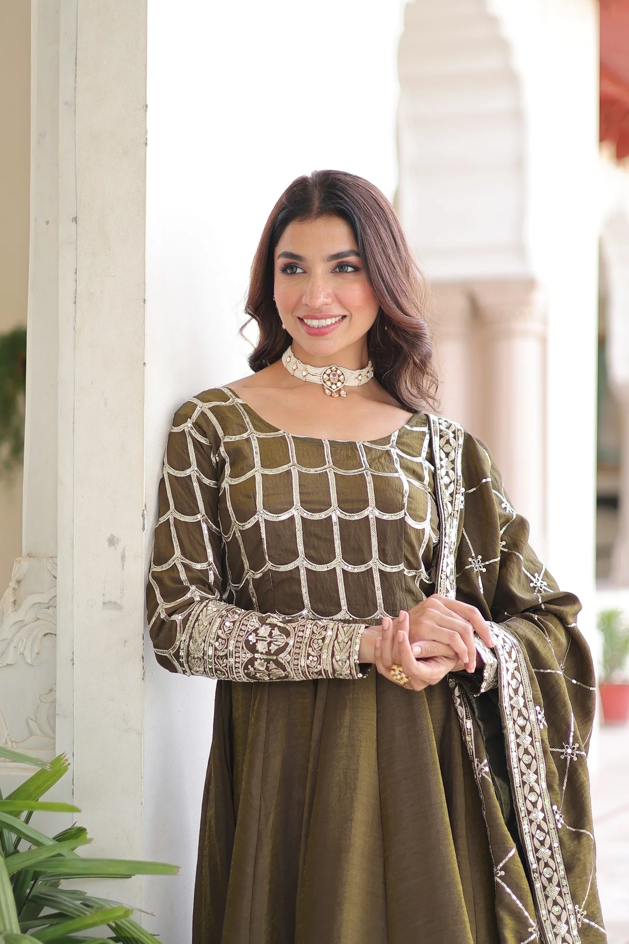 Women's NC Vichitra Gown with Dupatta in Mehendi Green — photo 5 of 7