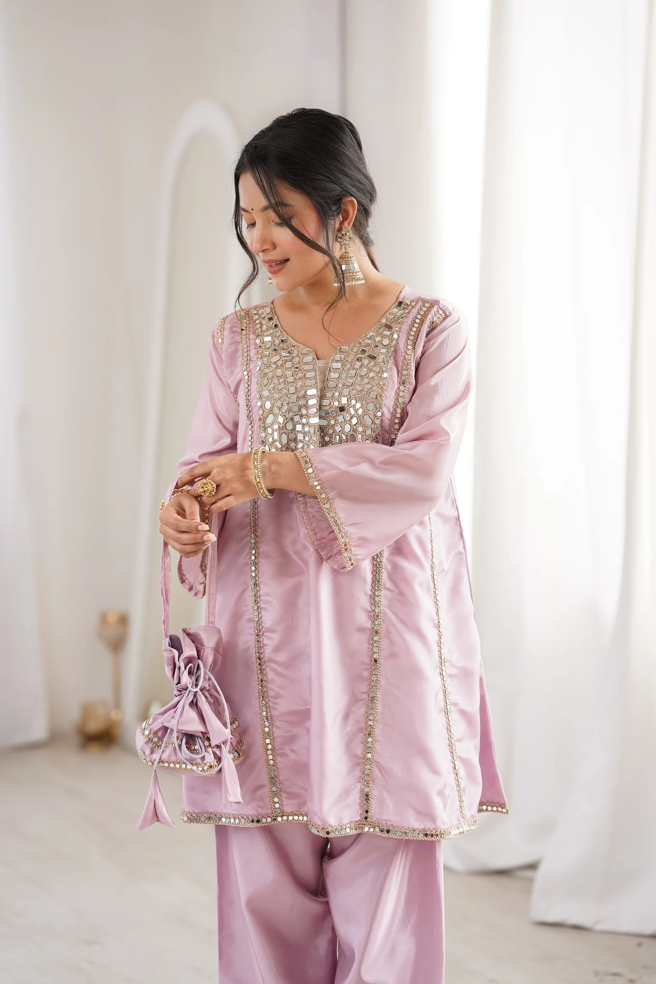 Women's Cotton-Lined Kurta Set with Pant and Batwa in Baby Pink — photo 2 of 9
