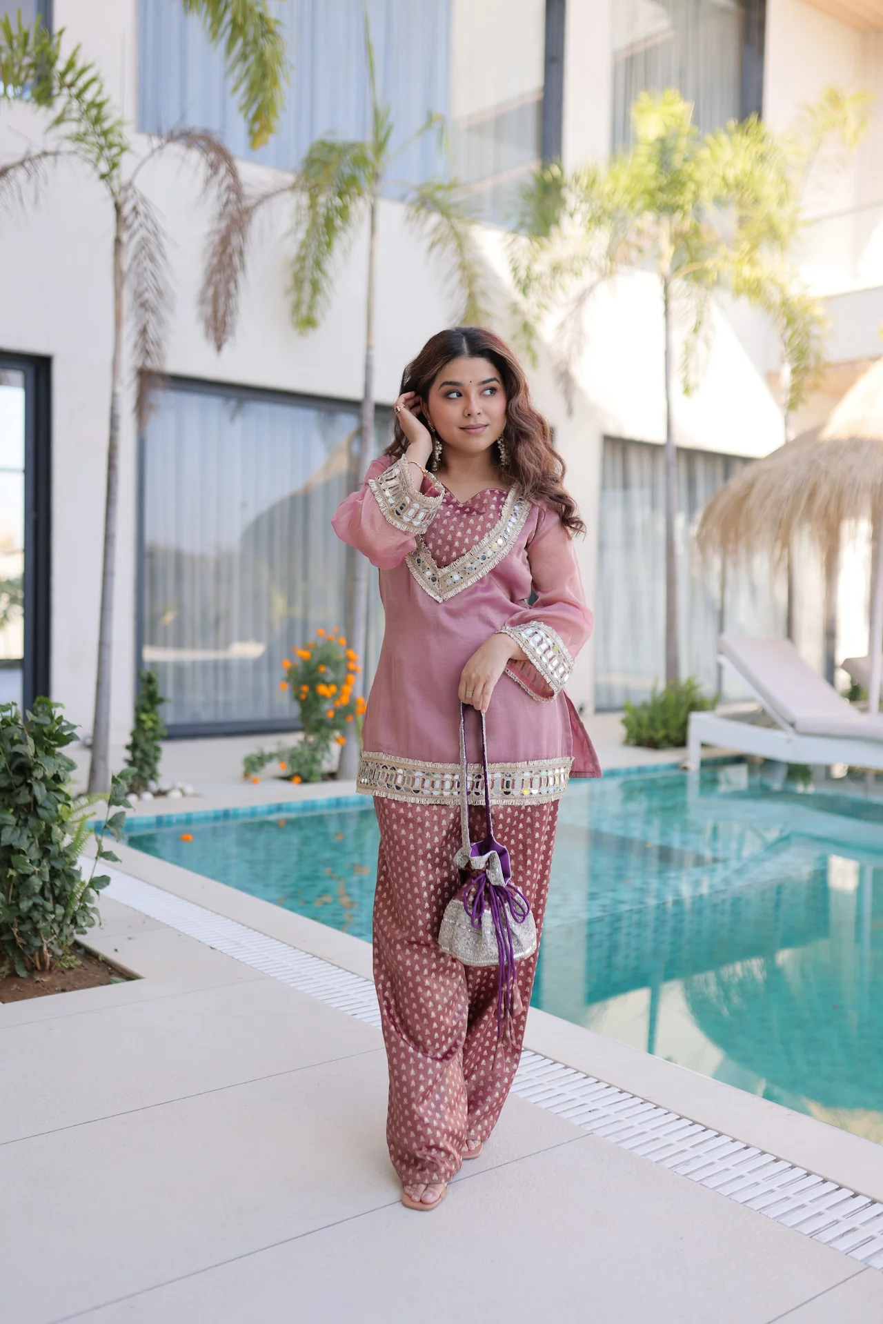 Women's Salasa Fabric Kurta Set with Pant and Batwa in Onion Pink — photo 2 of 8