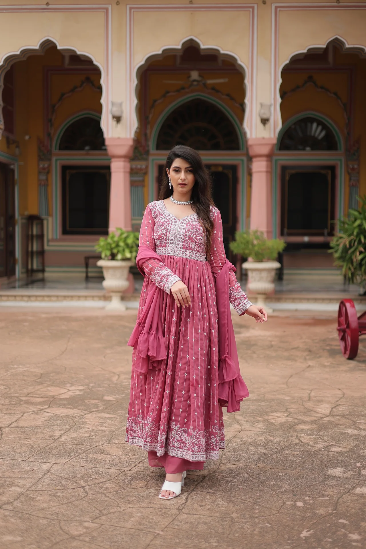 Women's Faux Georgette Kurta Set with Palazzo and Dupatta in Pink — photo 2 of 7