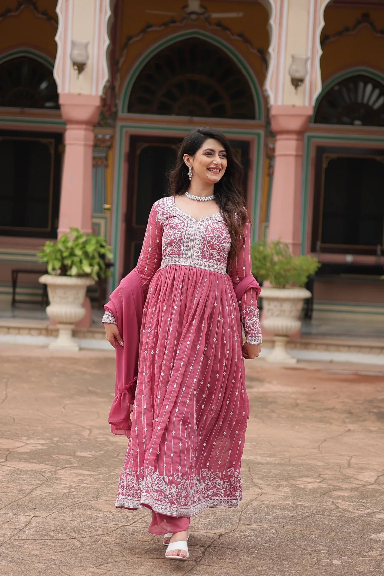 Women's Faux Georgette Kurta Set with Palazzo and Dupatta in Pink — photo 5 of 7