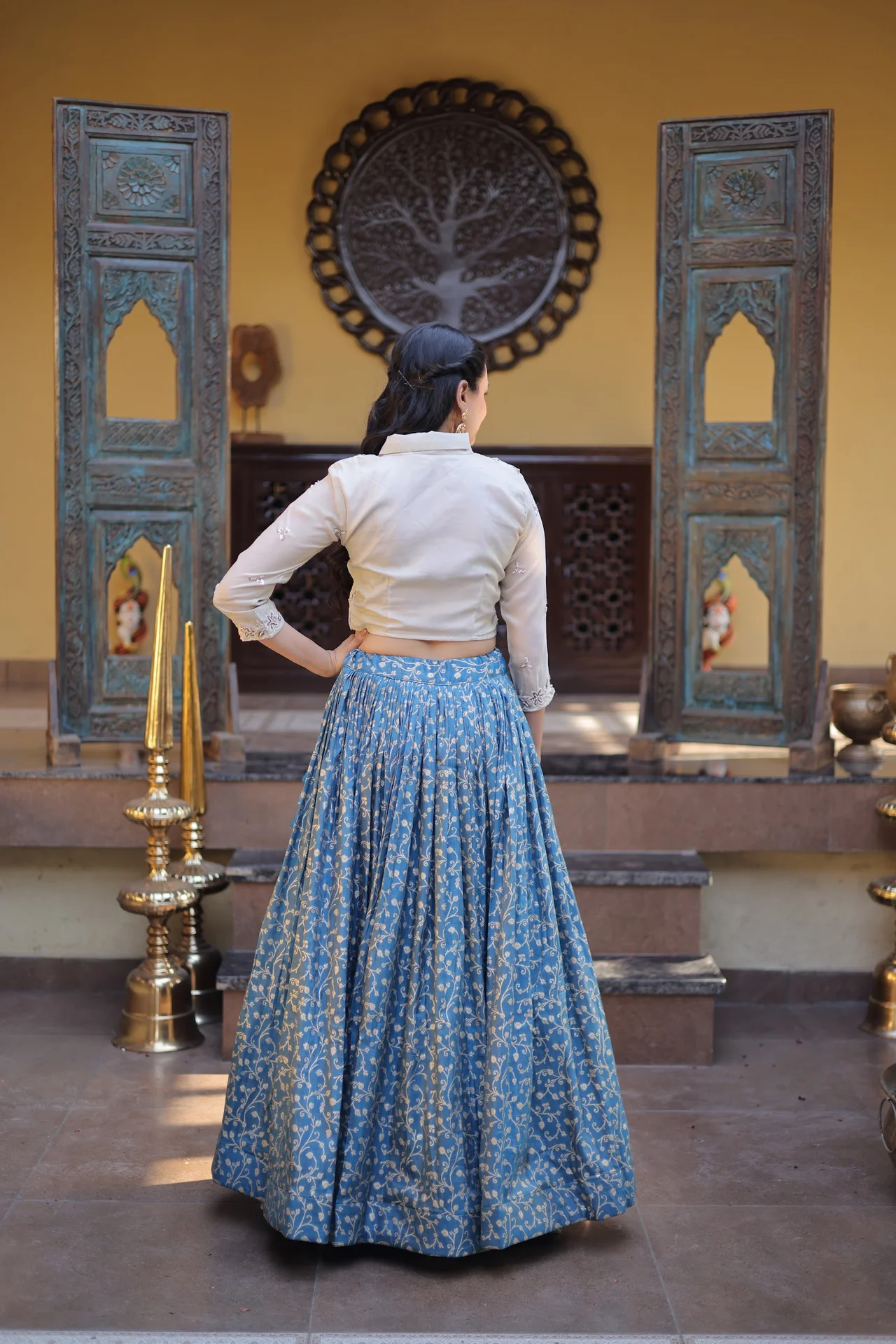 Women's Cosmos Jacquard Lehenga Choli with Stitched Blouse in Teal — photo 4 of 5