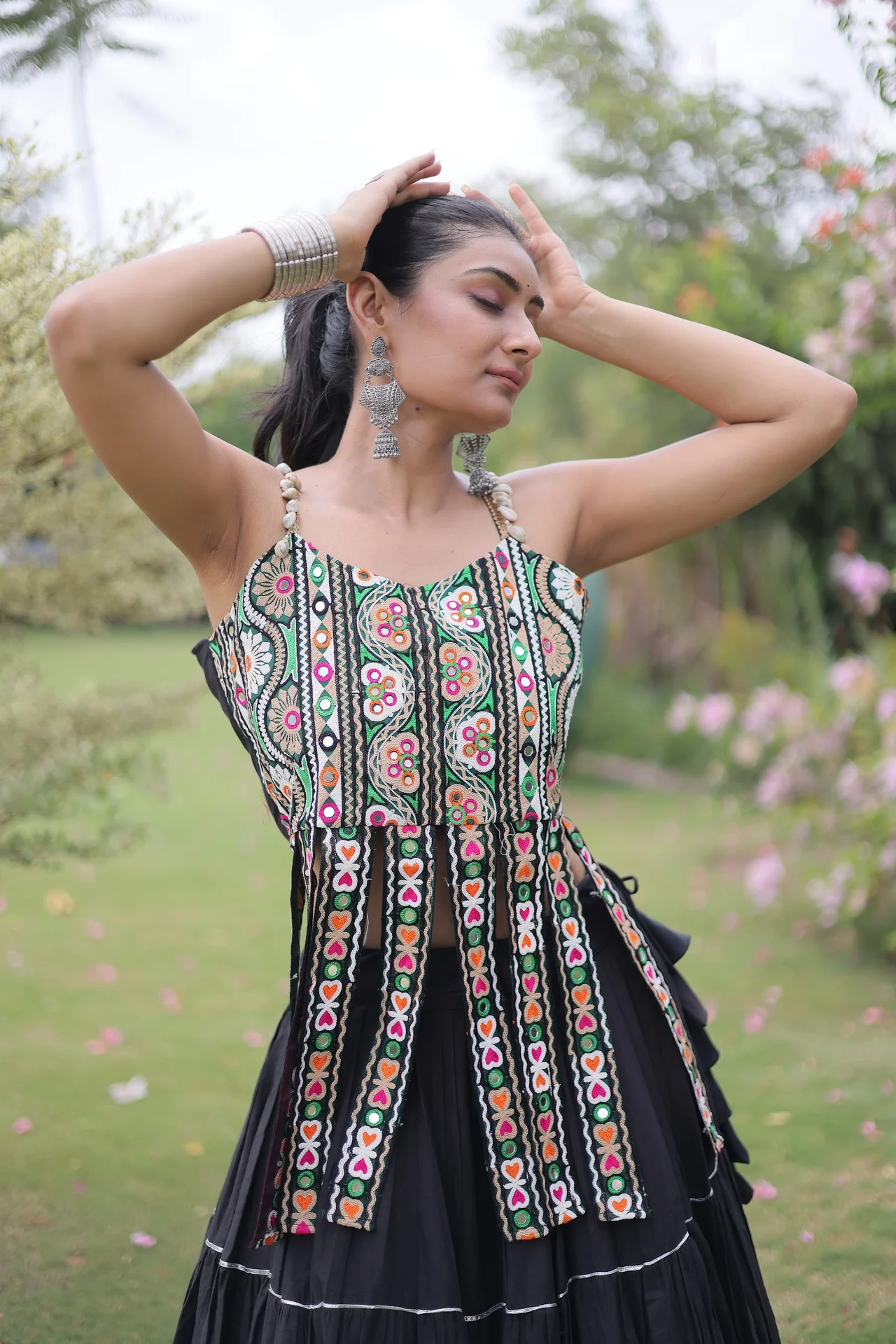 Women's Kora Cotton Lehenga Choli with Sleeveless Stitched Blouse in Black — photo 4 of 7
