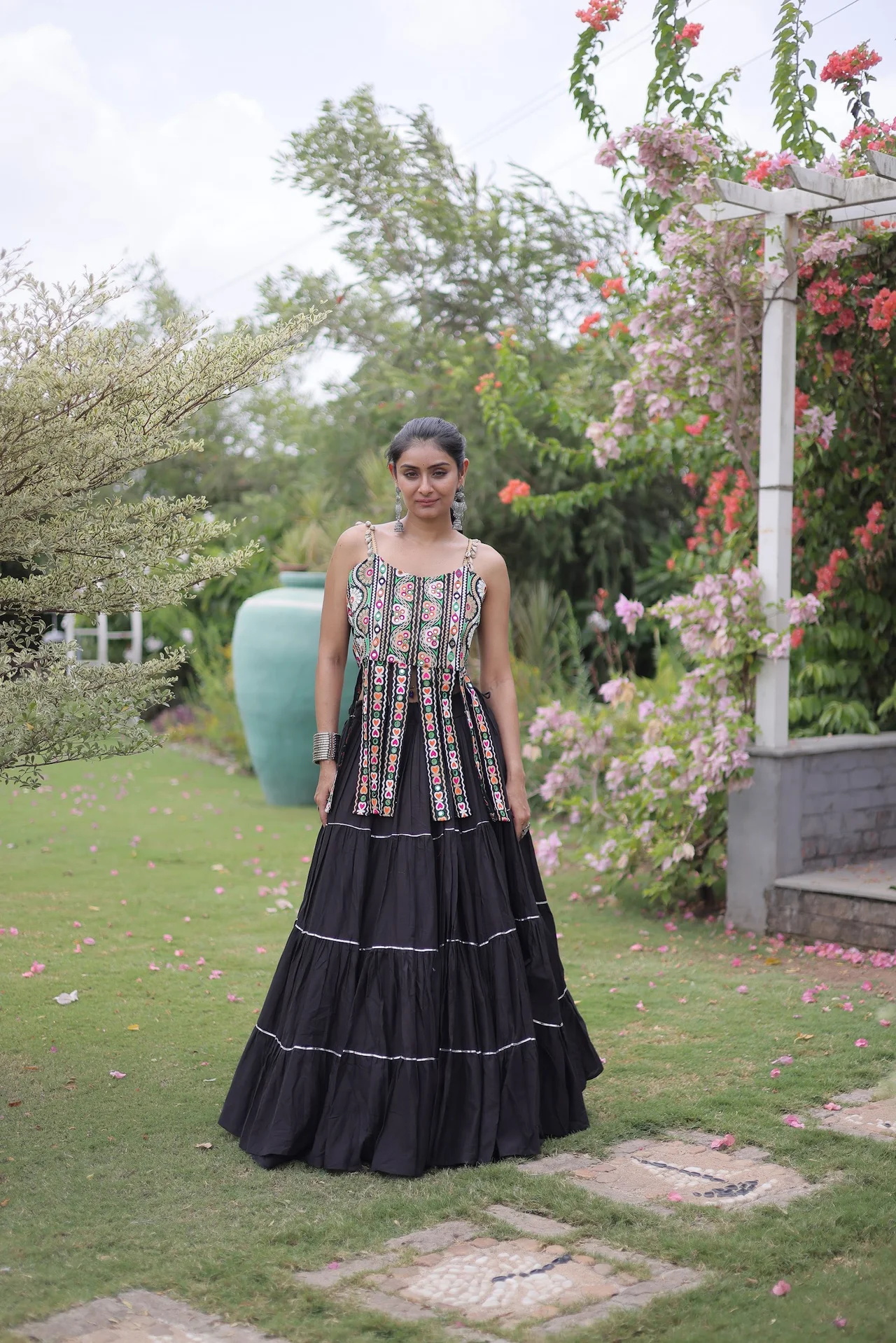 Women's Kora Cotton Lehenga Choli with Sleeveless Stitched Blouse in Black — photo 5 of 7