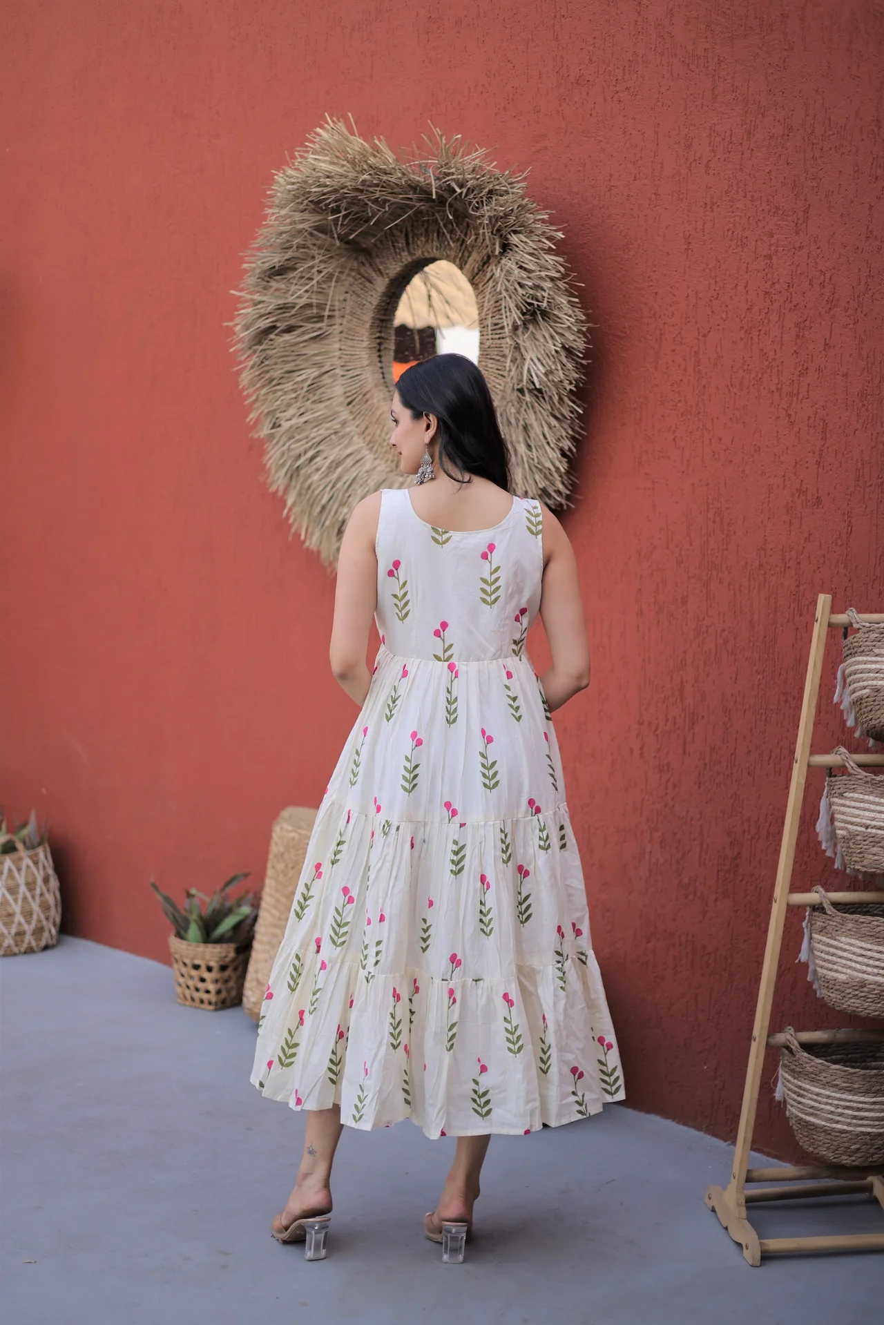 Women's Printed Cotton Kurti in Off White — photo 2 of 7