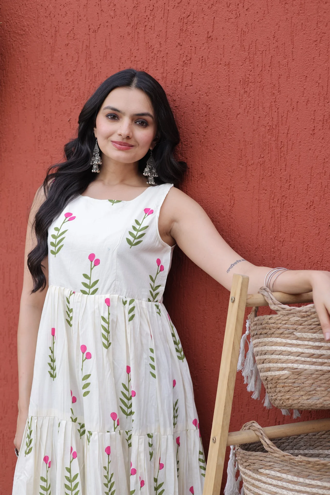 Women's Printed Cotton Kurti in Off White — photo 3 of 7