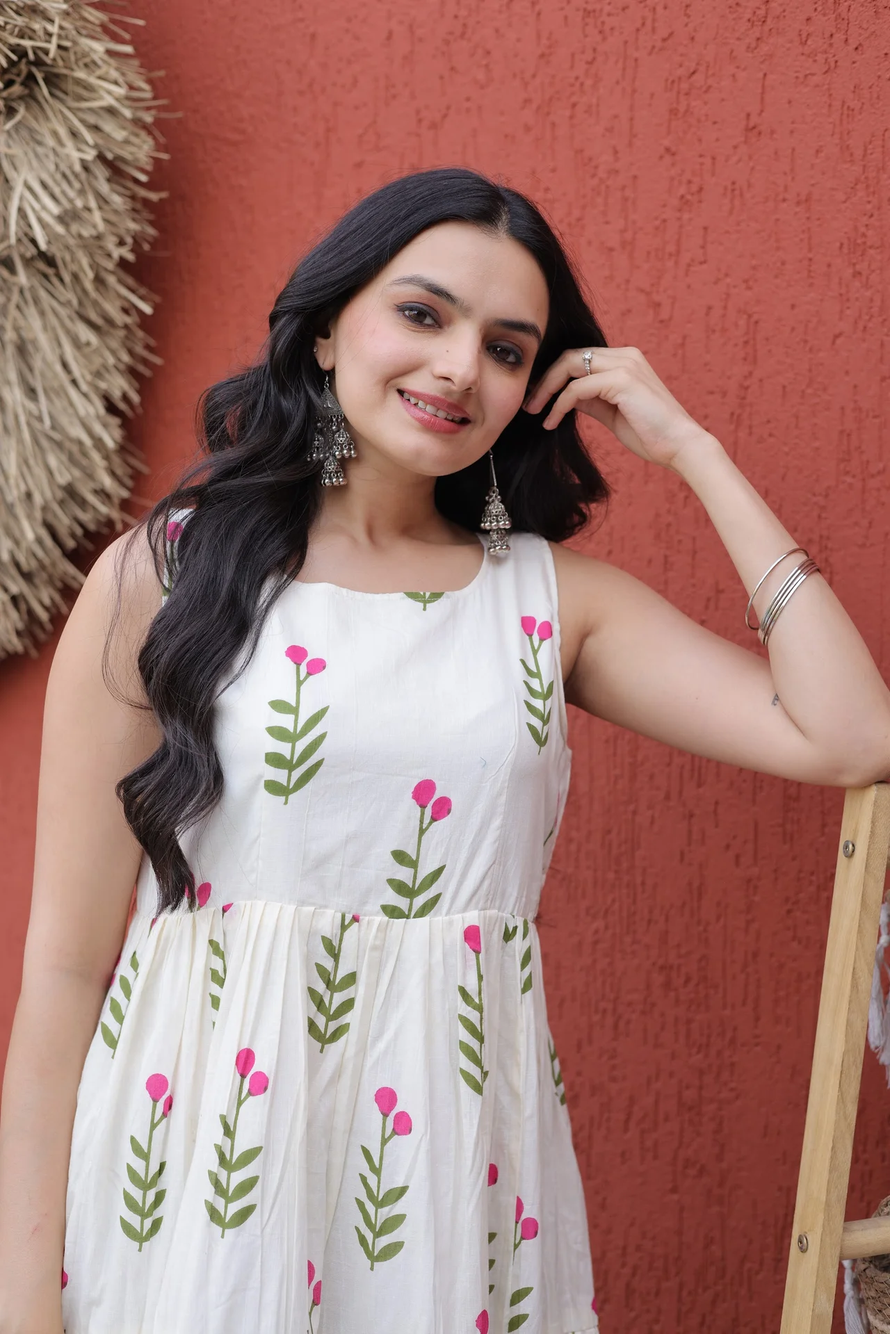 Women's Printed Cotton Kurti in Off White — photo 4 of 7