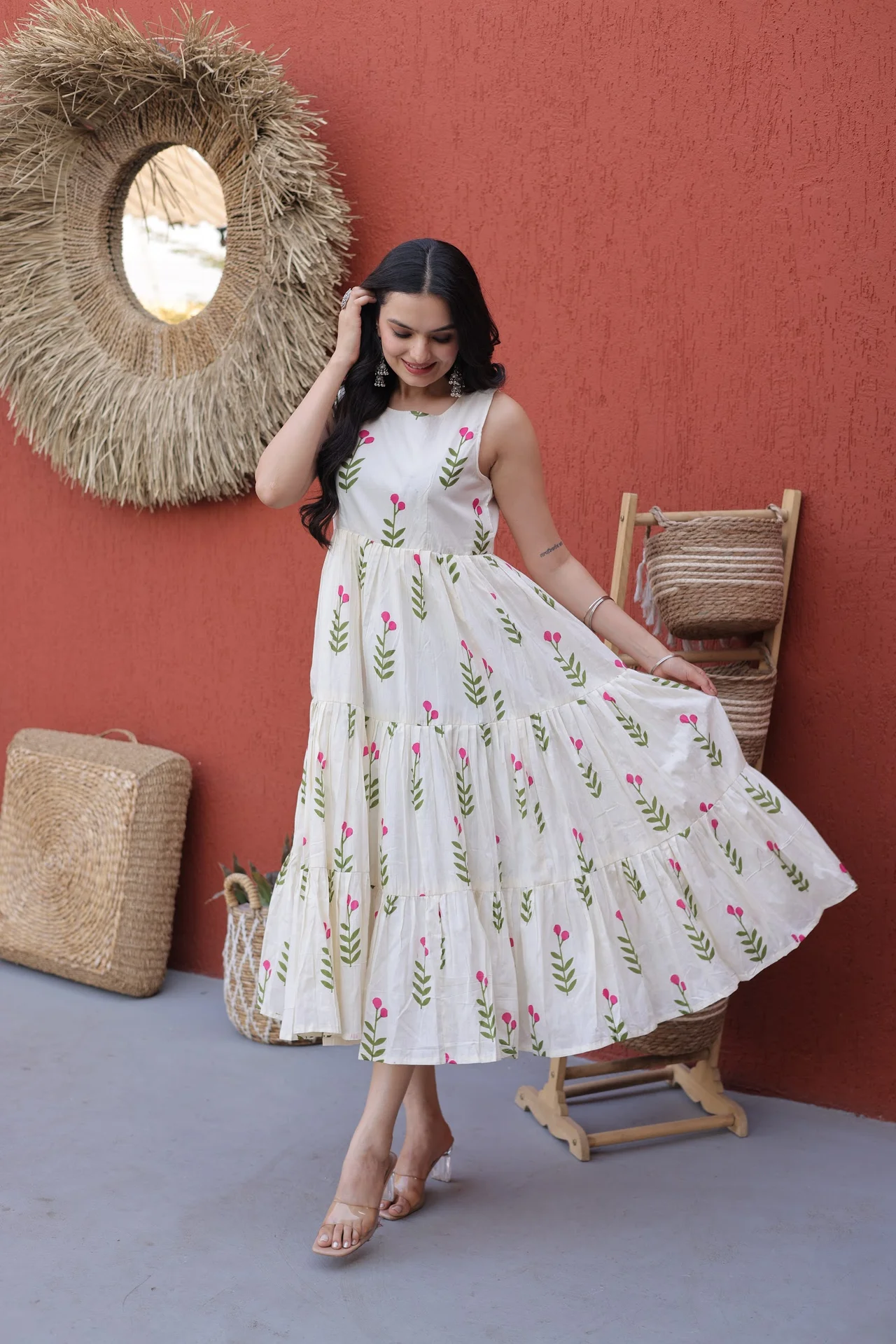 Women's Printed Cotton Kurti in Off White — photo 5 of 7