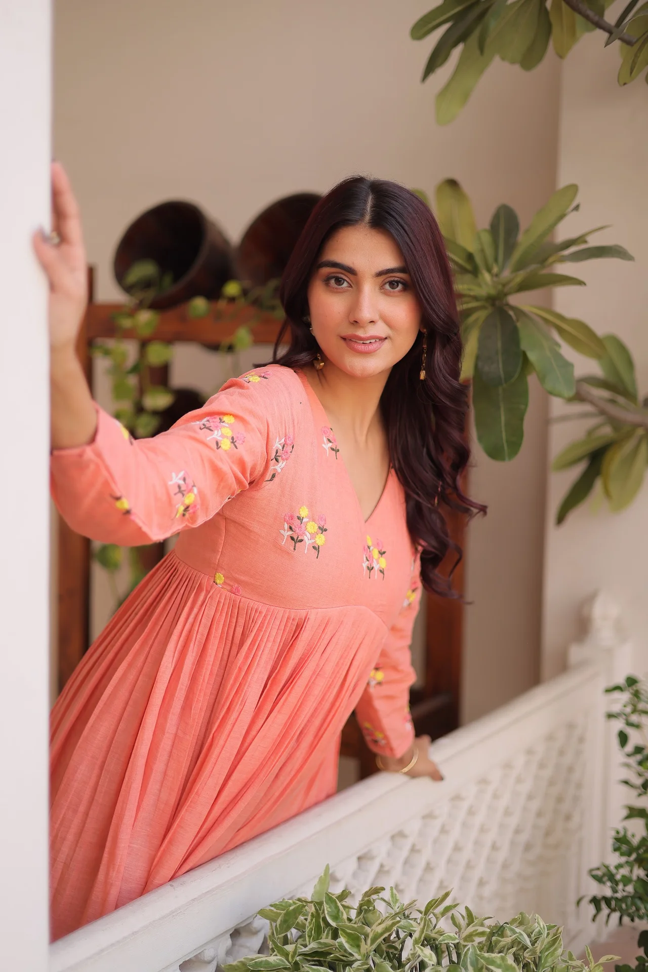 Women's Cotton Embroidered Kurta Set with Pant in Peach — photo 2 of 5