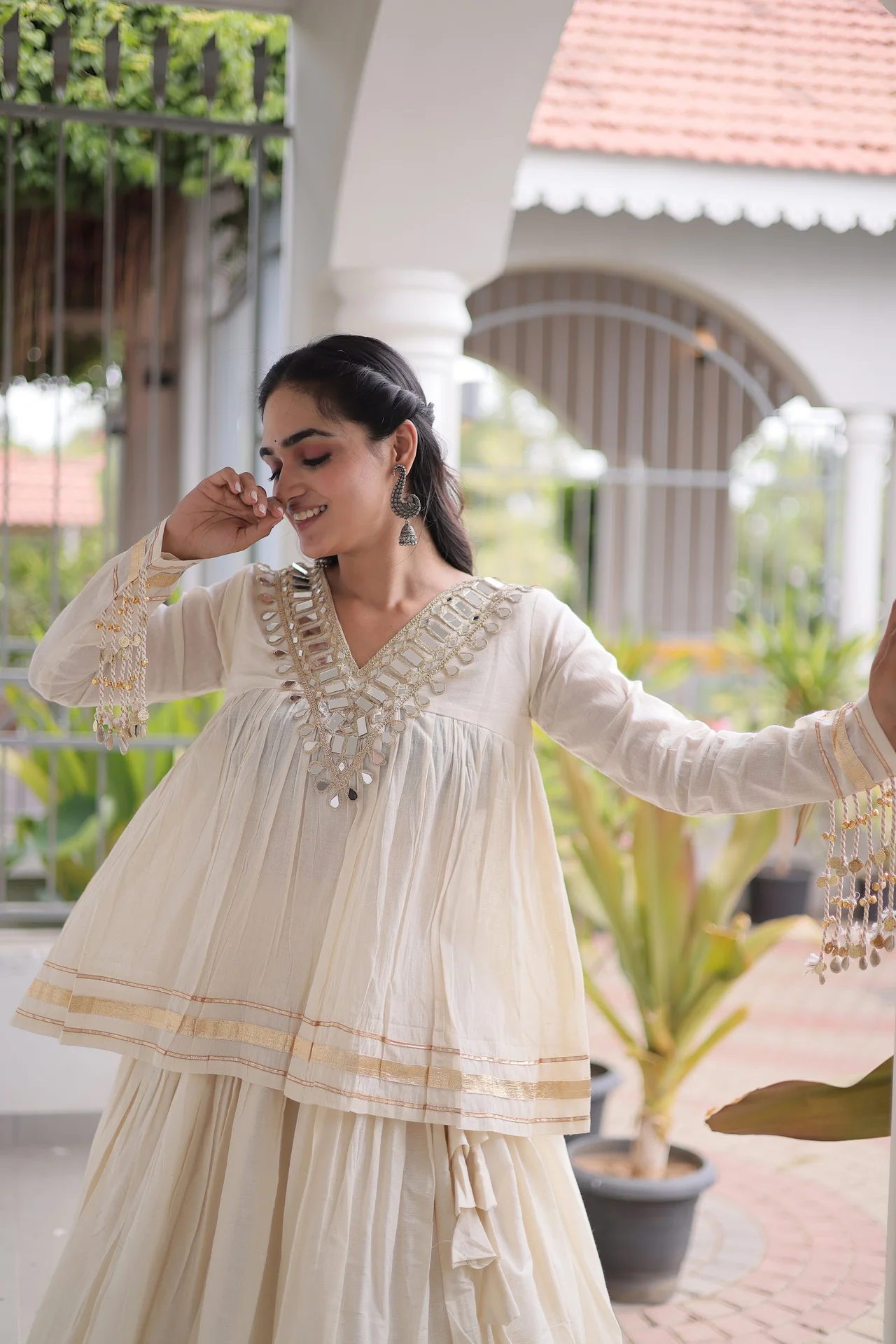 Women's Kora Cotton Lehenga Choli with Stitched Blouse in Off White — photo 3 of 7