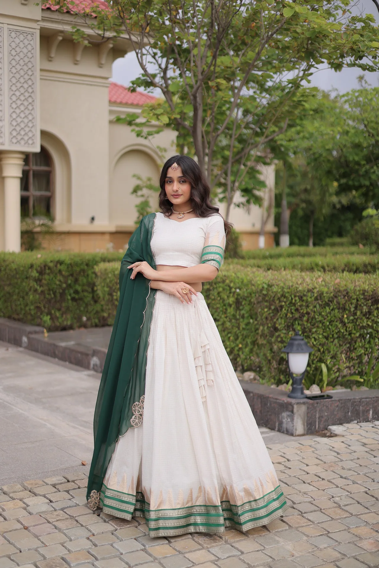Women's Viscose Jacquard Lehenga Choli Set with Contrast Dupatta in Emerald — photo 5 of 7
