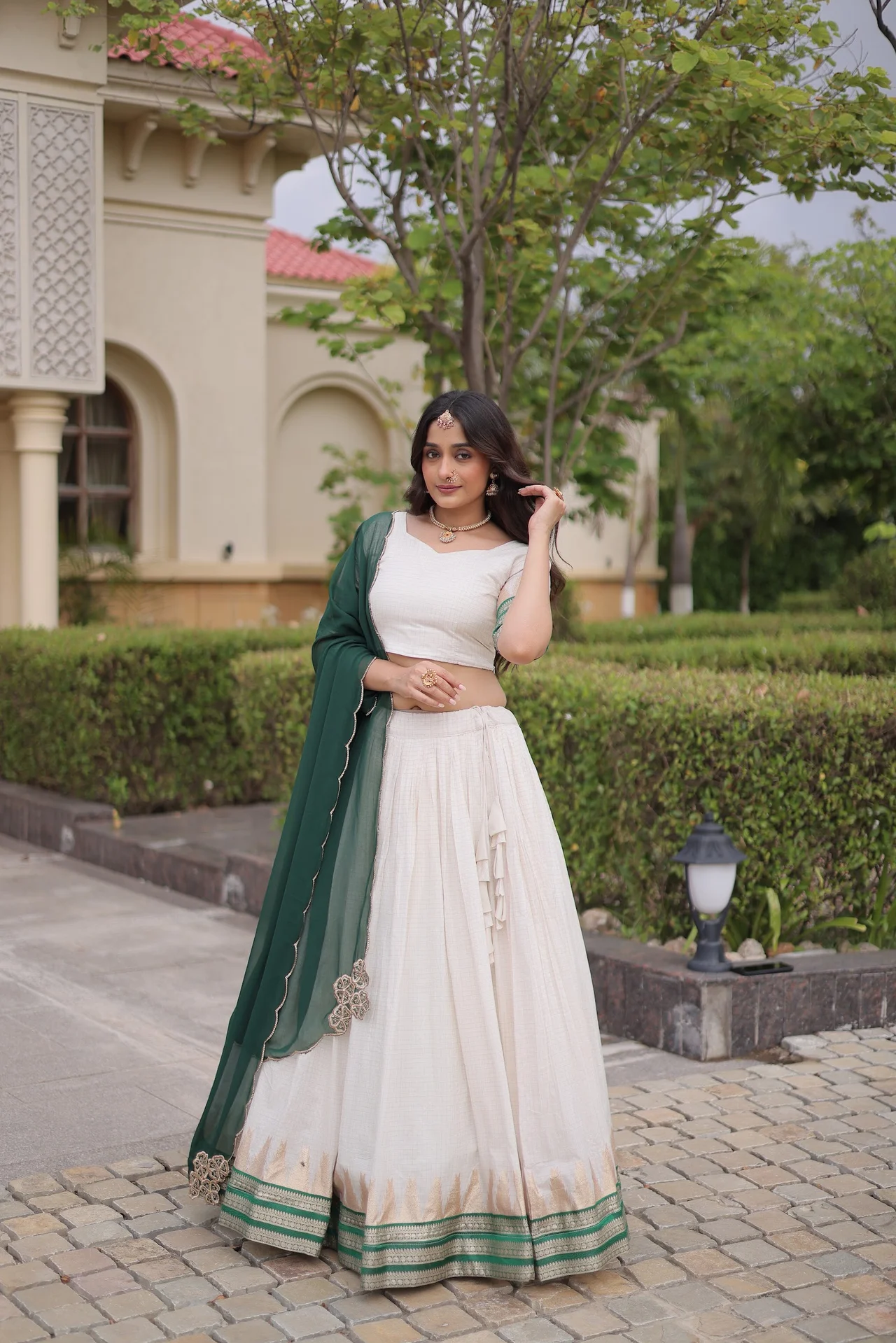 Women's Viscose Jacquard Lehenga Choli Set with Contrast Dupatta in Emerald — photo 6 of 7