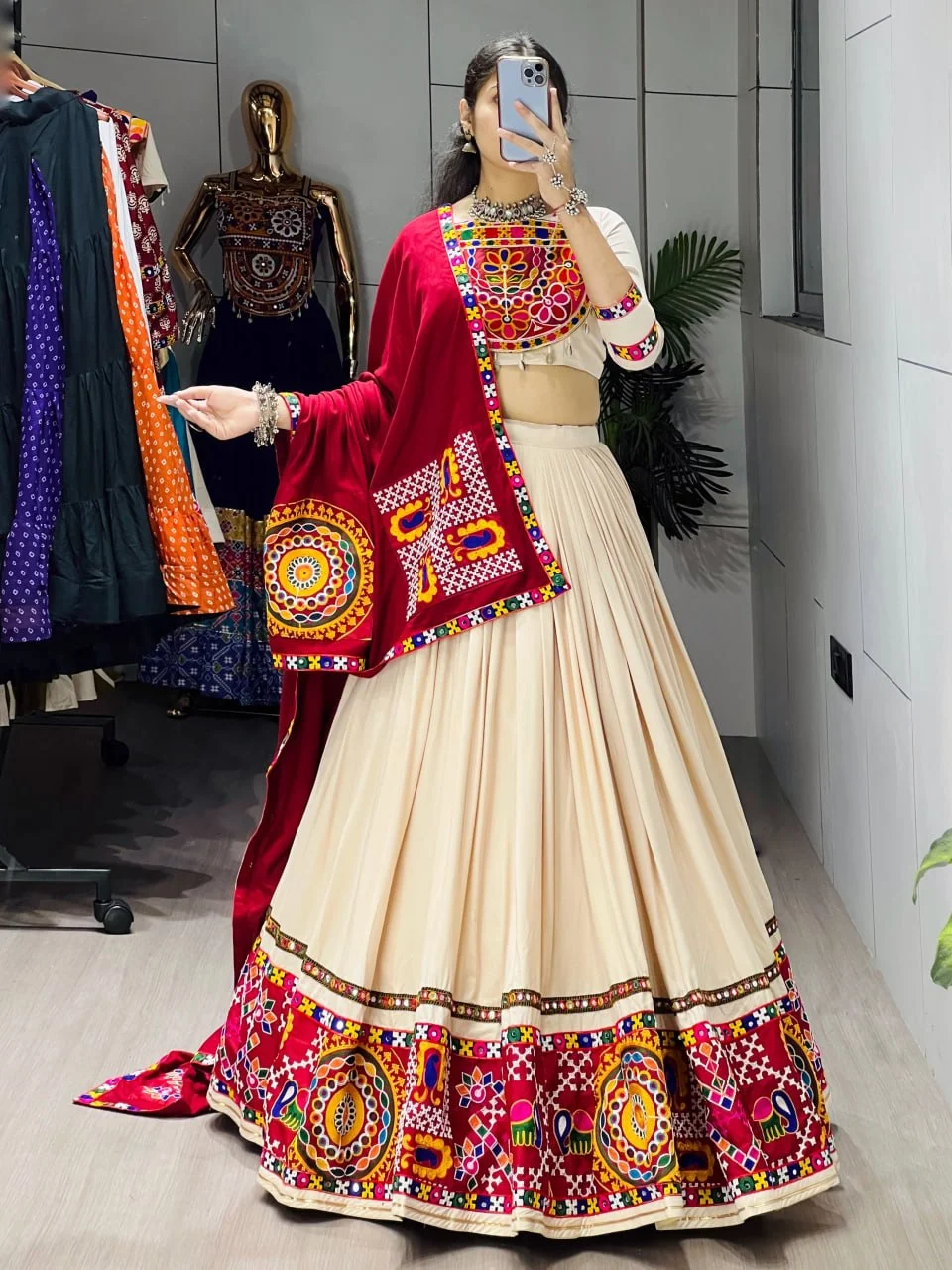 Women’s Classical Premium Gamthi Mirror Work Lehenga Choli in Off White — photo 2 of 6