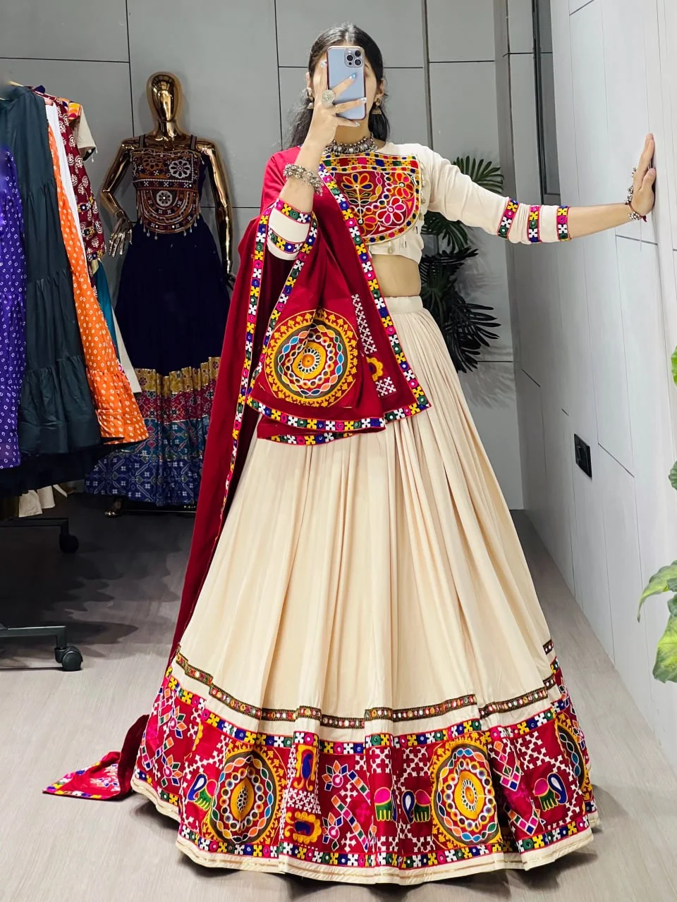 Women’s Classical Premium Gamthi Mirror Work Lehenga Choli in Off White — photo 6 of 6