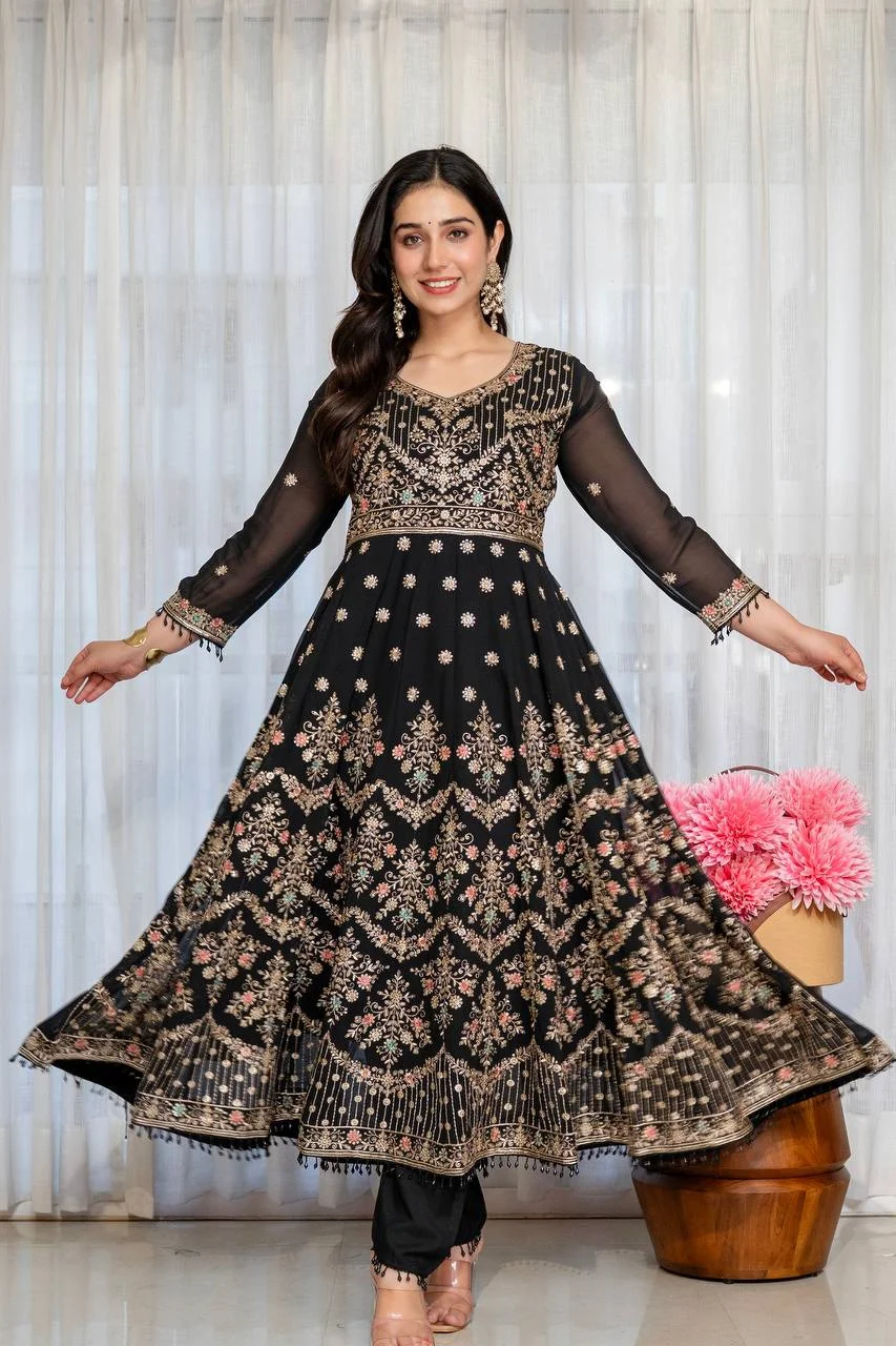 Premium Anarkali Suit Set for Women in Black — photo 5 of 8