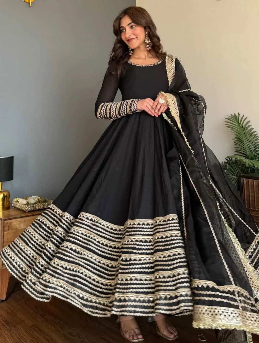Black Embroidered Work Anarkali Suit Set for Women — photo 7 of 10