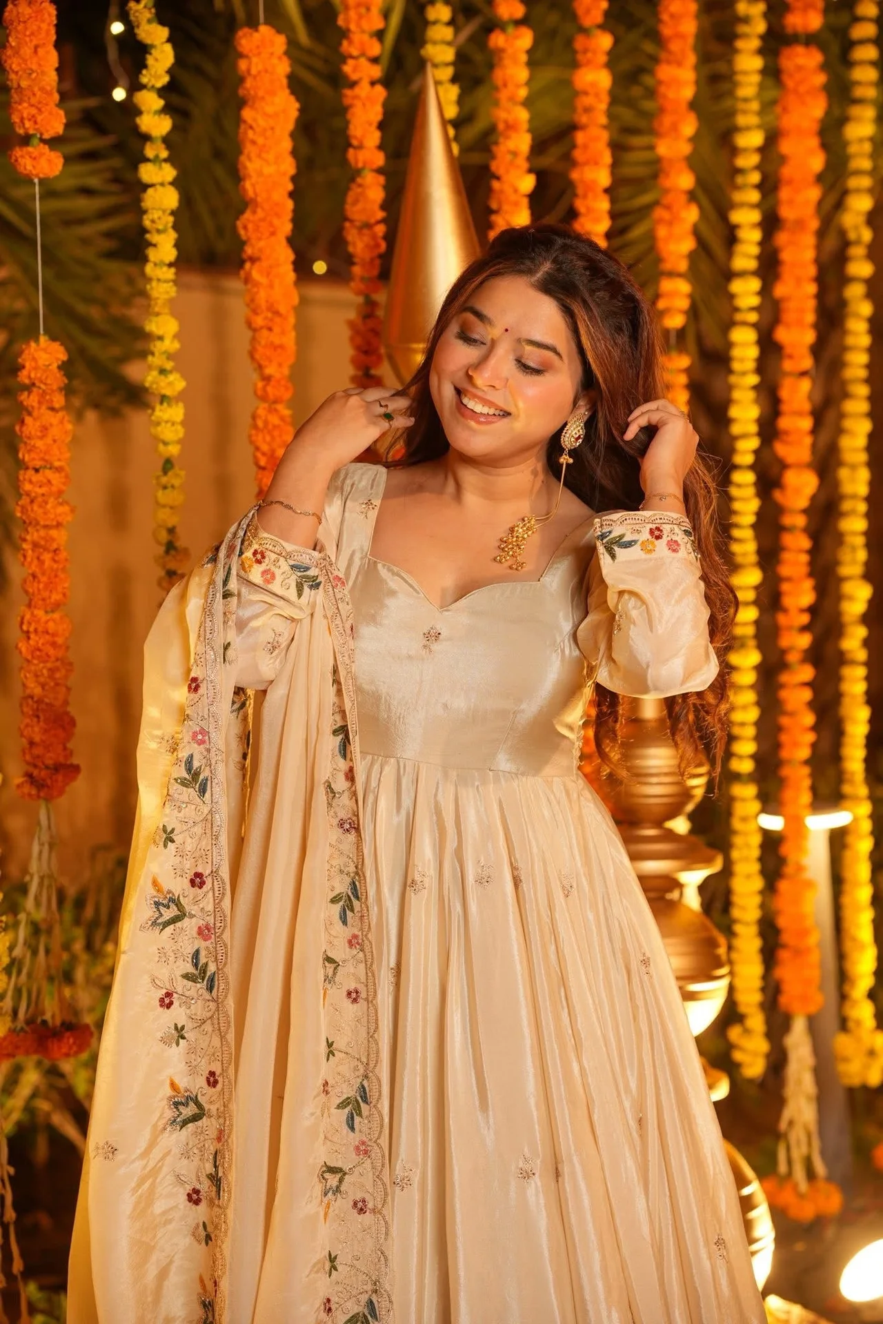 Trending Anarkali Suit Set for Women in Off White — photo 7 of 7