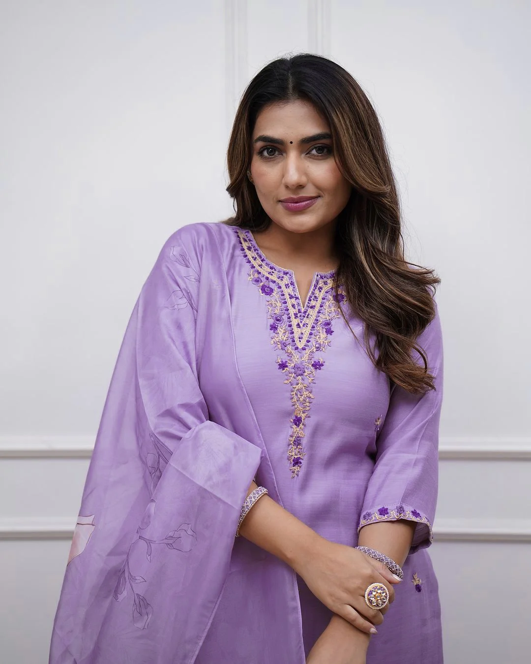 Women's Soft Rayon Slub Kurta Set with Pant & Chanderi Dupatta in Lavender — photo 3 of 7