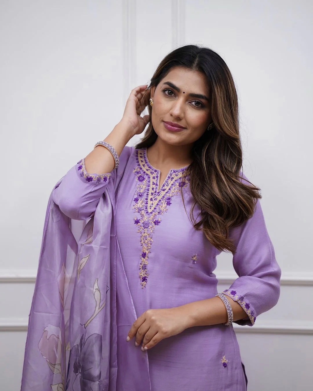 Women's Soft Rayon Slub Kurta Set with Pant & Chanderi Dupatta in Lavender — photo 4 of 7