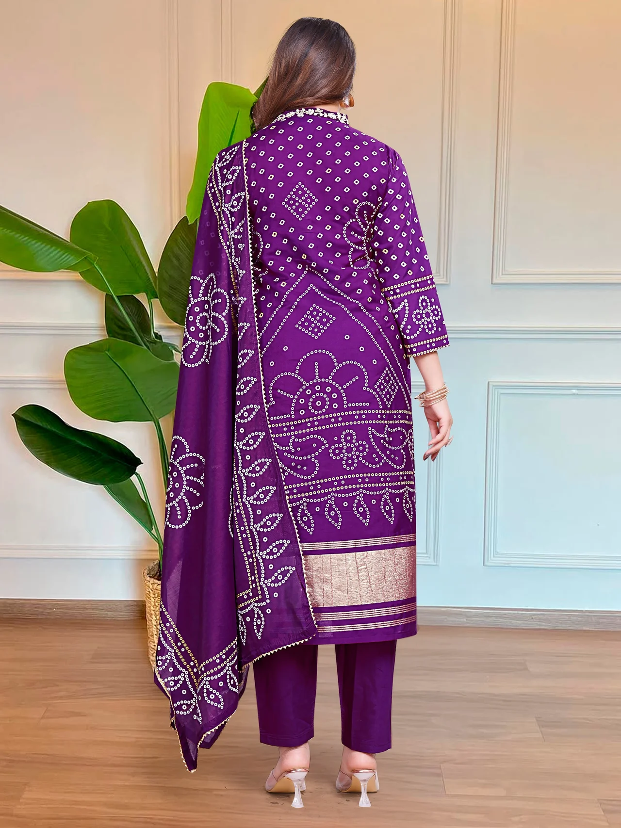 Women's Viscose Kurta Set with Cotton Bottom & Chanderi Dupatta in Purple — photo 2 of 6