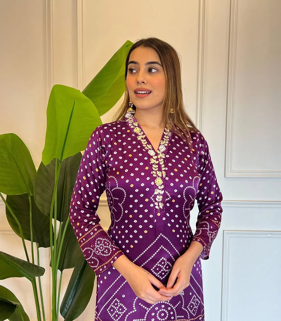 Women's Viscose Kurta Set with Cotton Bottom & Chanderi Dupatta in Purple — photo 5 of 6
