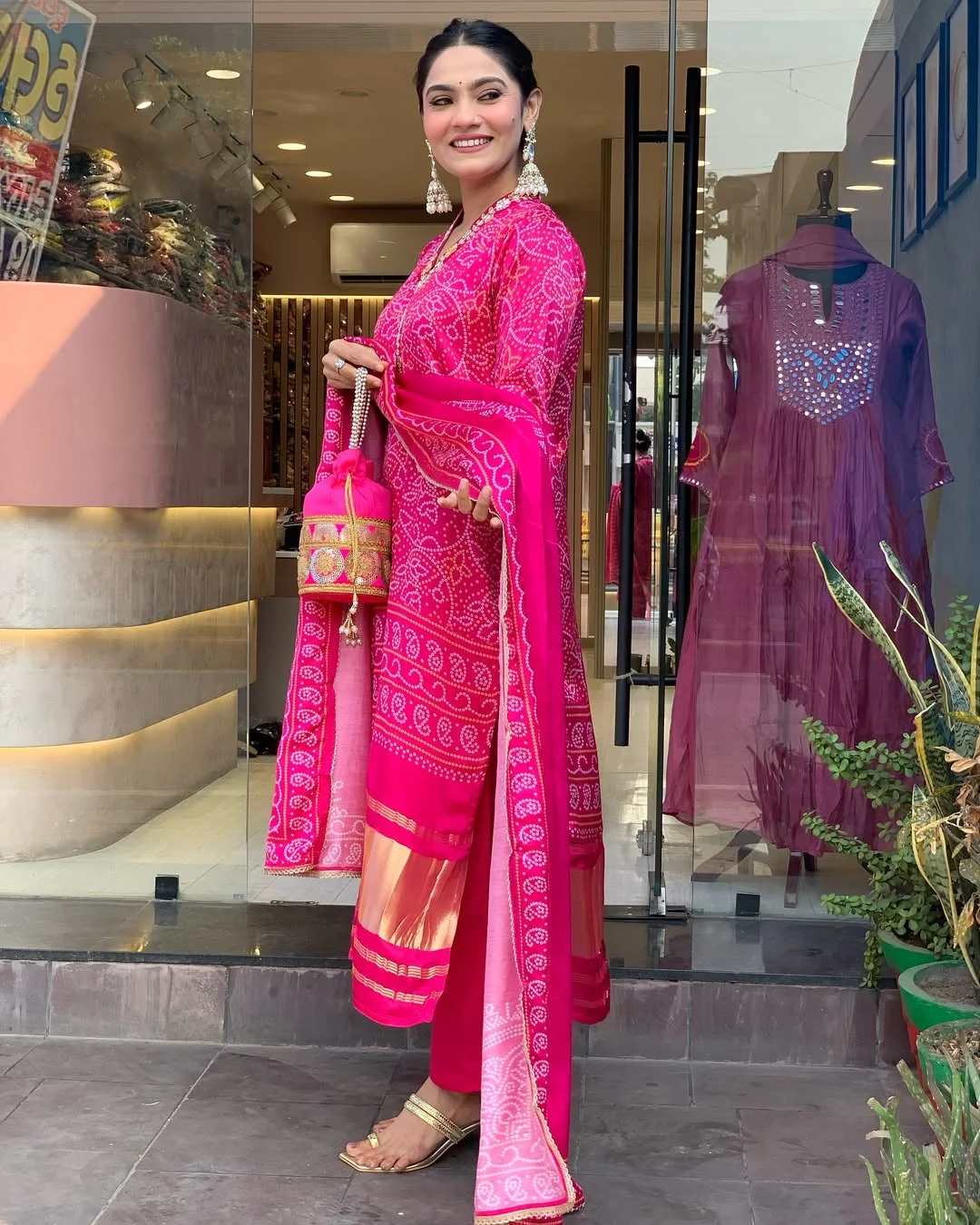Women's Viscose Silk Kurta Set with Cotton Bottom & Chanderi Dupatta in Rani Pink — photo 5 of 8