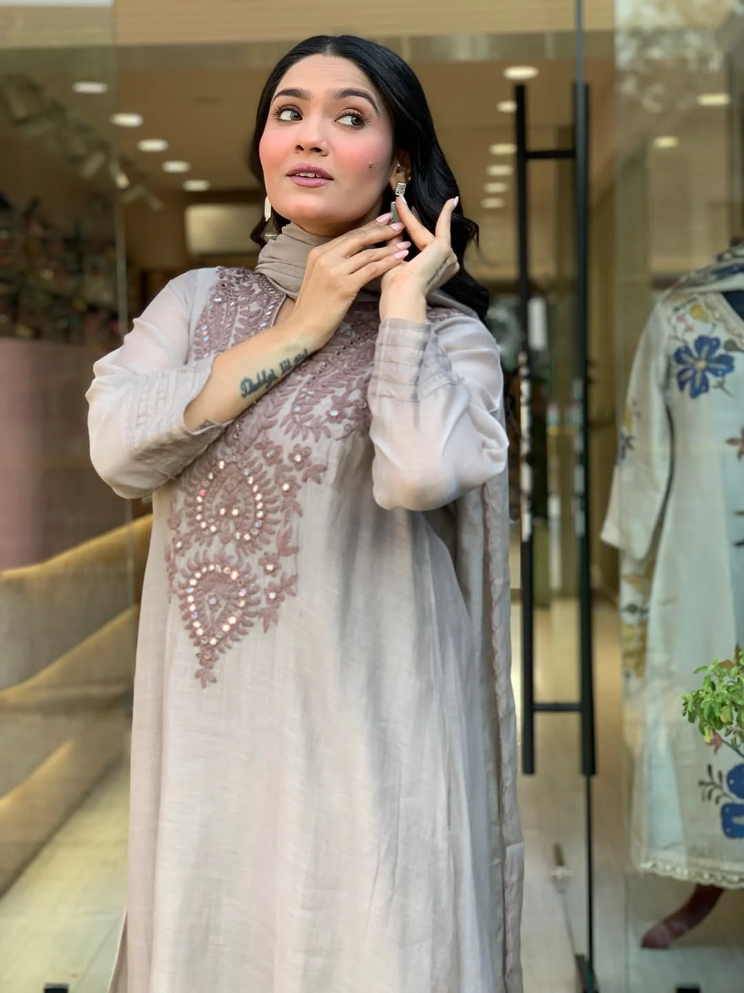 Women's Muslin Cotton Kurta Set with Pant & Dupatta in Cream — photo 5 of 7