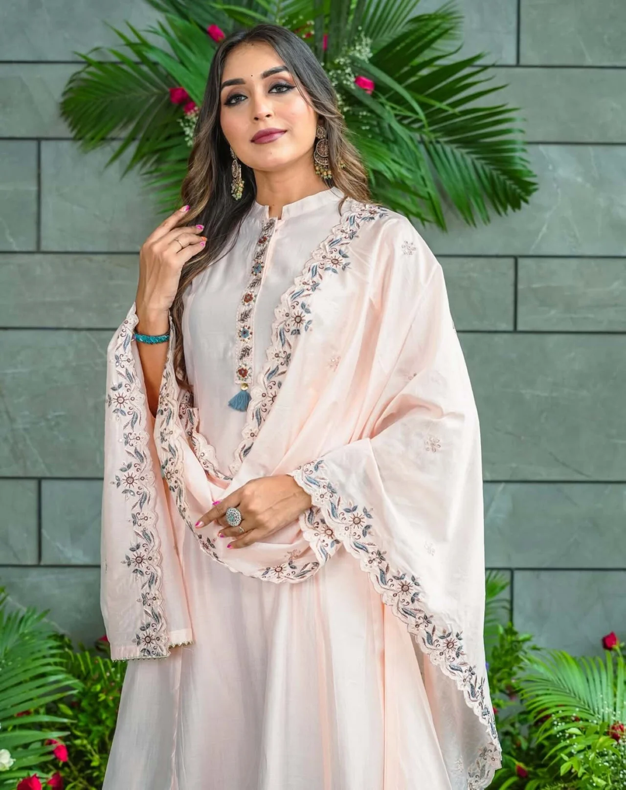 Women's Muslin Cotton Embroidered Kurta Set with Dupatta in Blush Pink — photo 2 of 6