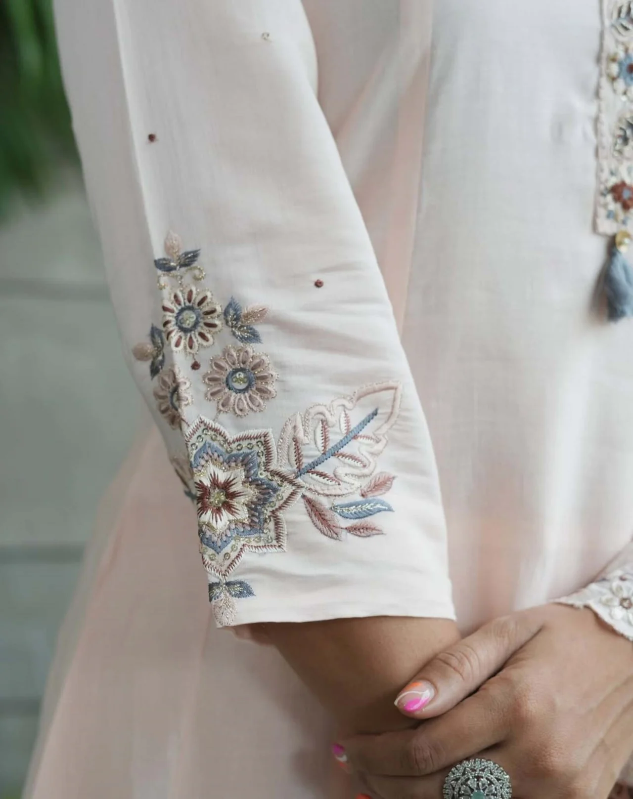 Women's Muslin Cotton Embroidered Kurta Set with Dupatta in Blush Pink — photo 3 of 6