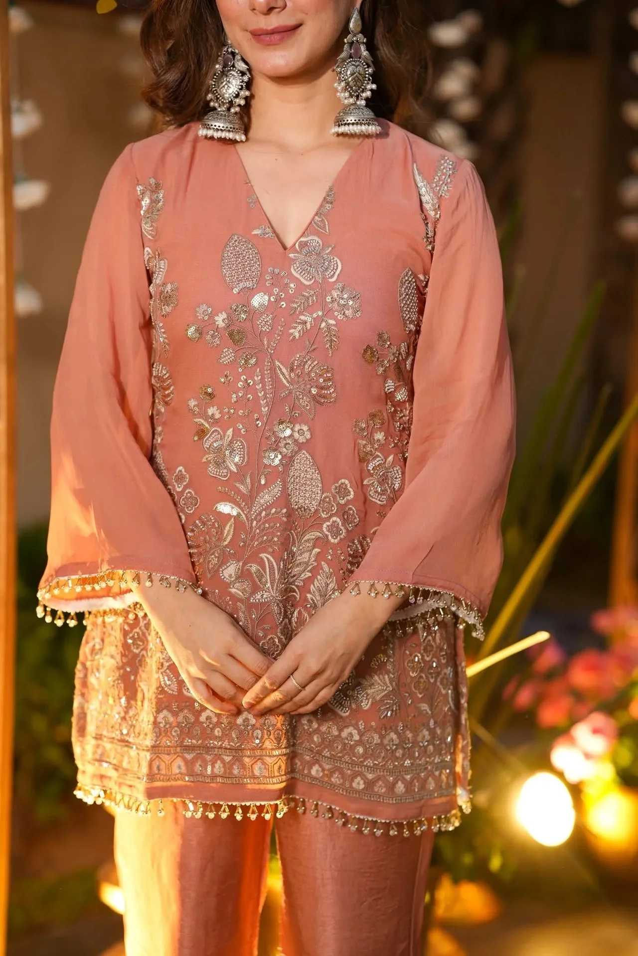 Women's Crunchy Silk Kurta Set with Palazzo in Peach — photo 3 of 6