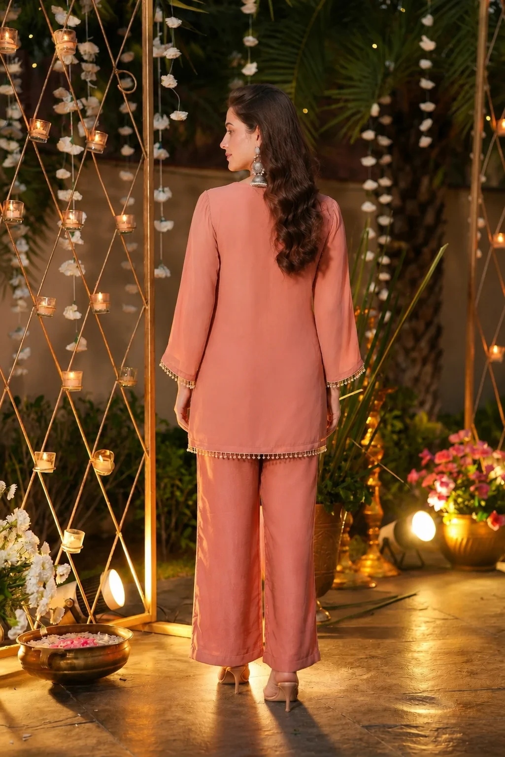 Women's Crunchy Silk Kurta Set with Palazzo in Peach — photo 5 of 6
