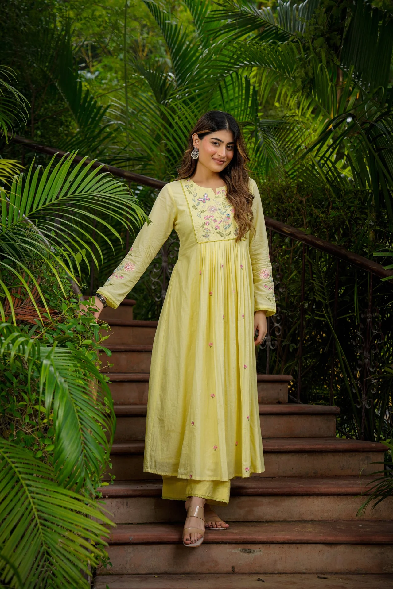Women's Chanderi Silk Kurta Set with Pant and Dupatta in Yellow — photo 2 of 7