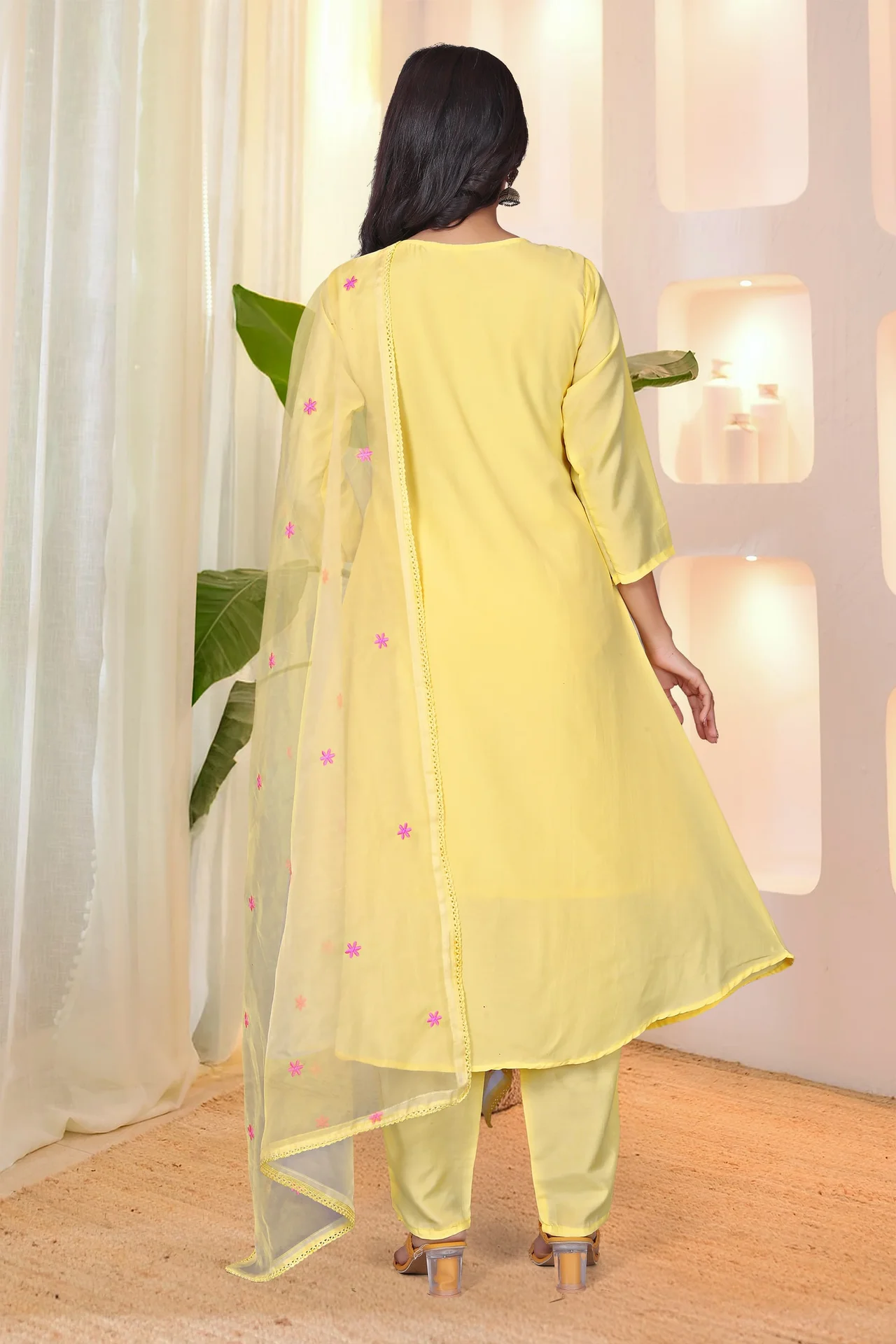 Women's Parampara Silk Kurta Set with Pant and Organza Dupatta in Yellow — photo 6 of 6