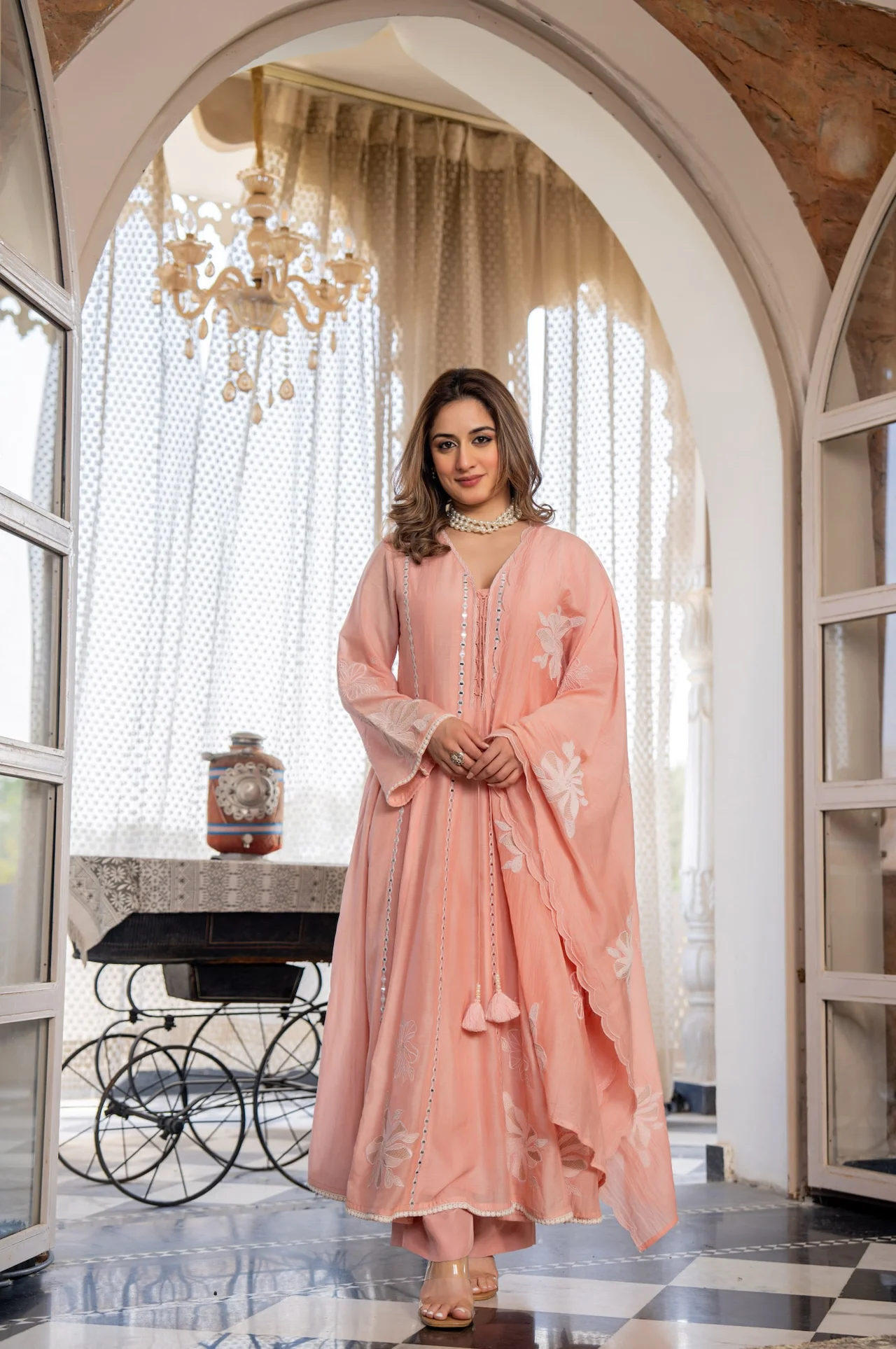 Women's Chanderi Silk Kurta Set with Pant and Dupatta in Peach — photo 3 of 10