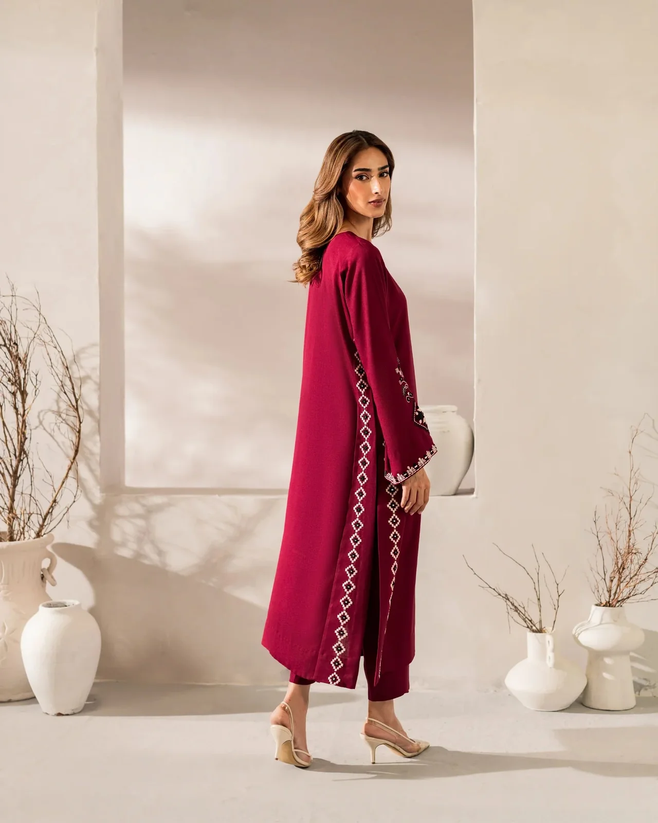 Women's Chanderi Silk Kurta Set with Pant and Dupatta in Maroon — photo 3 of 8