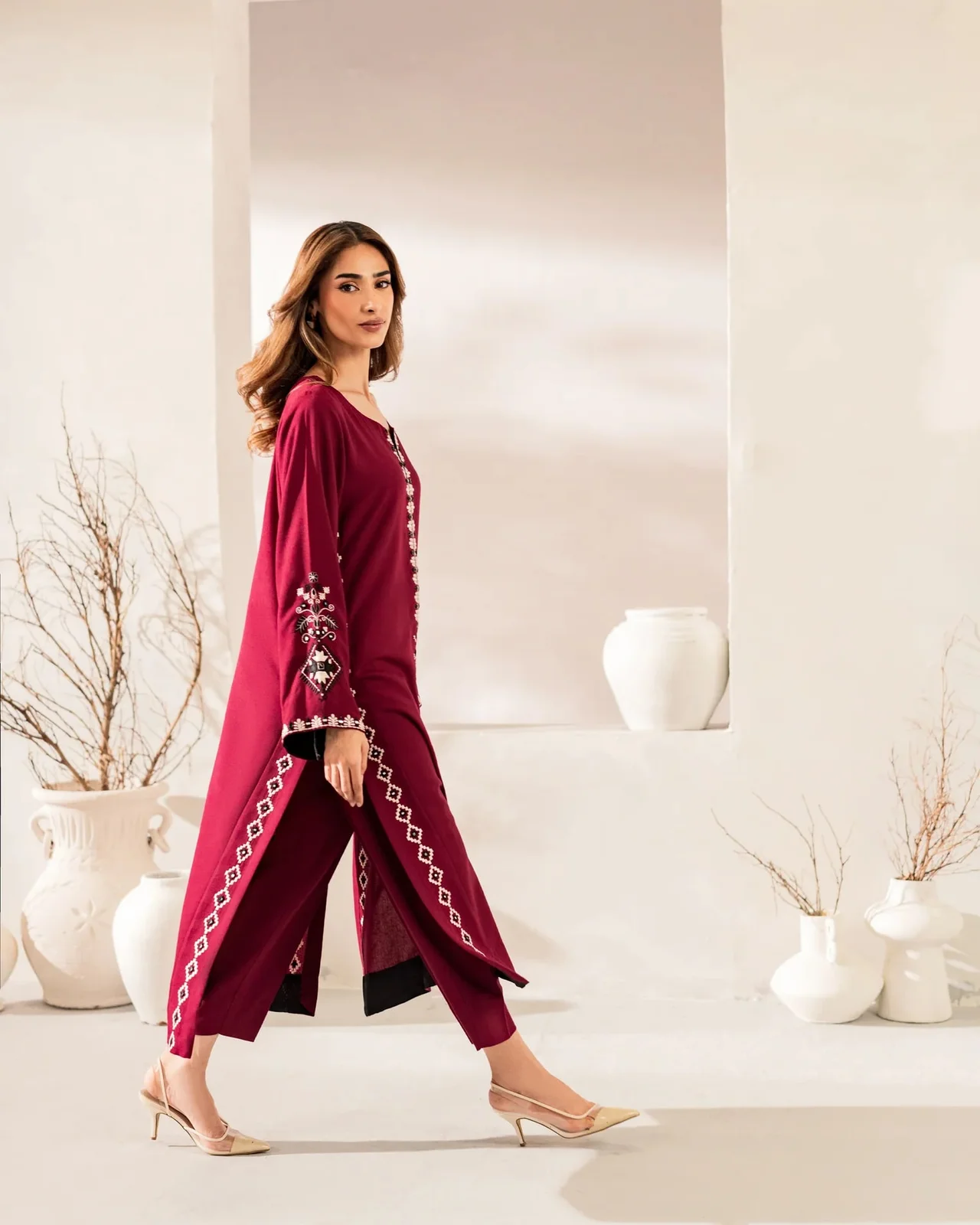 Women's Chanderi Silk Kurta Set with Pant and Dupatta in Maroon — photo 5 of 8