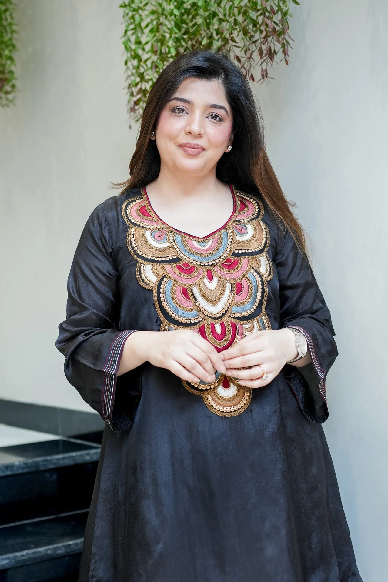 Women's French Crepe Kurta Set with Pant in Black — photo 5 of 7