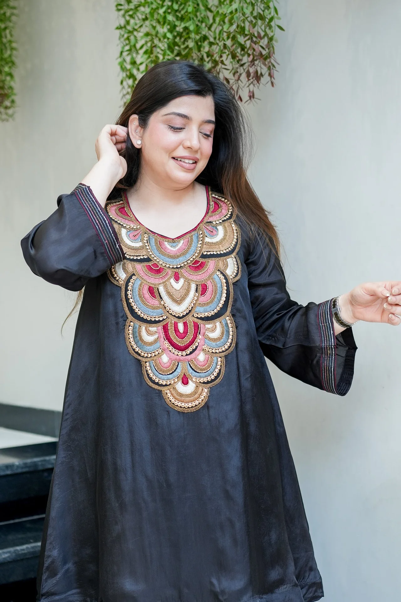Women's French Crepe Kurta Set with Pant in Black — photo 6 of 7