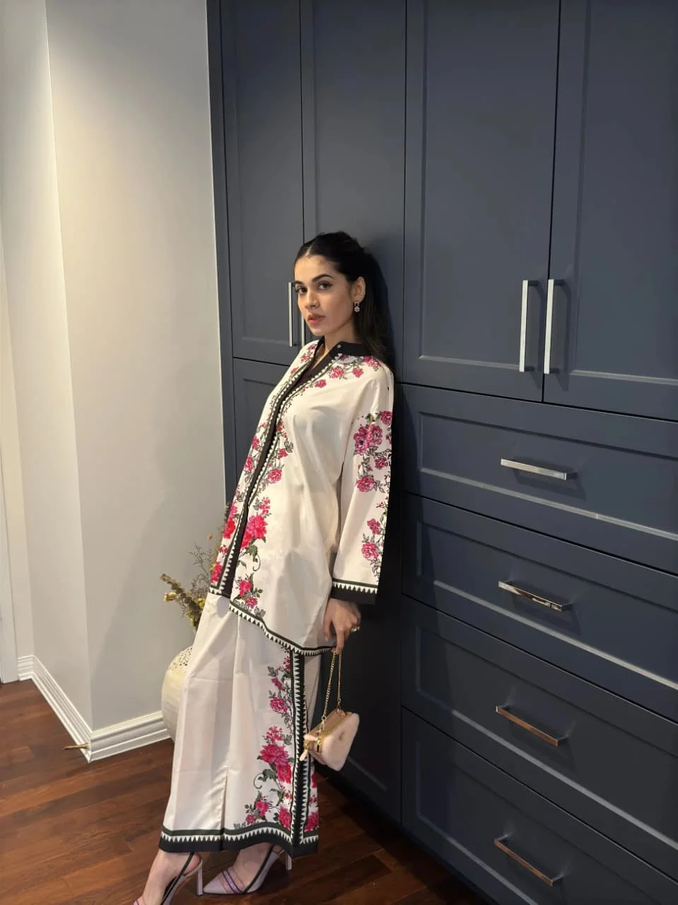 Women's Rayon Printed Kurta Set with Matching Pant in White — photo 2 of 6
