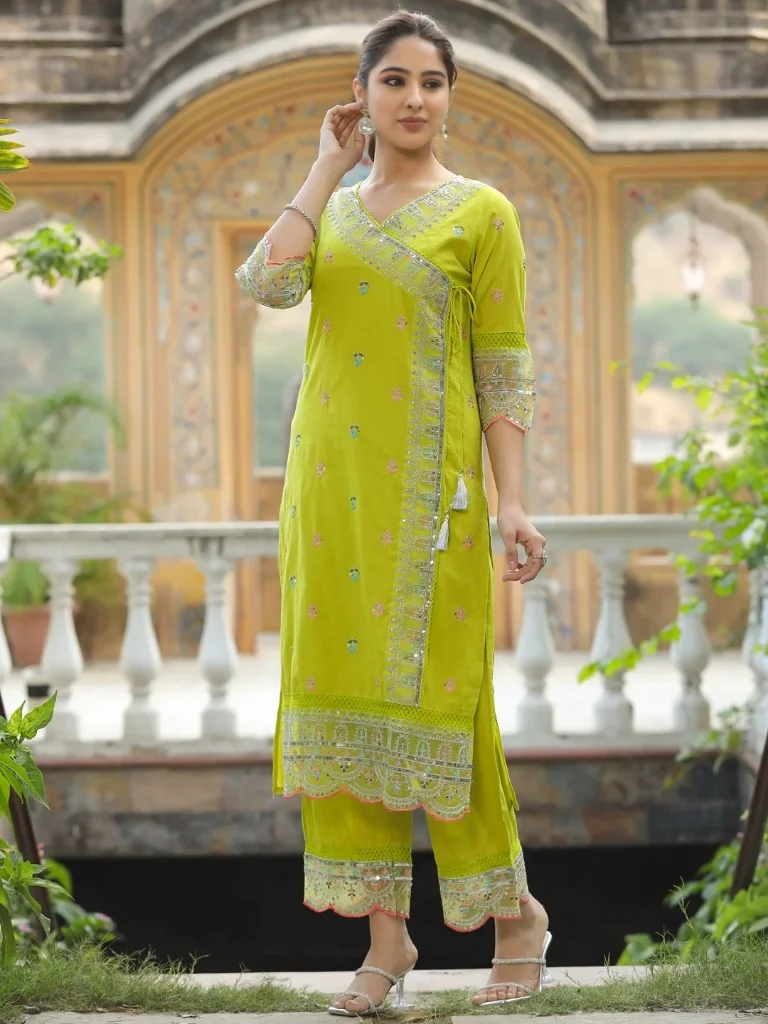 Women's Chanderi Cotton Kurta Set with Pant in Yellow — photo 6 of 7