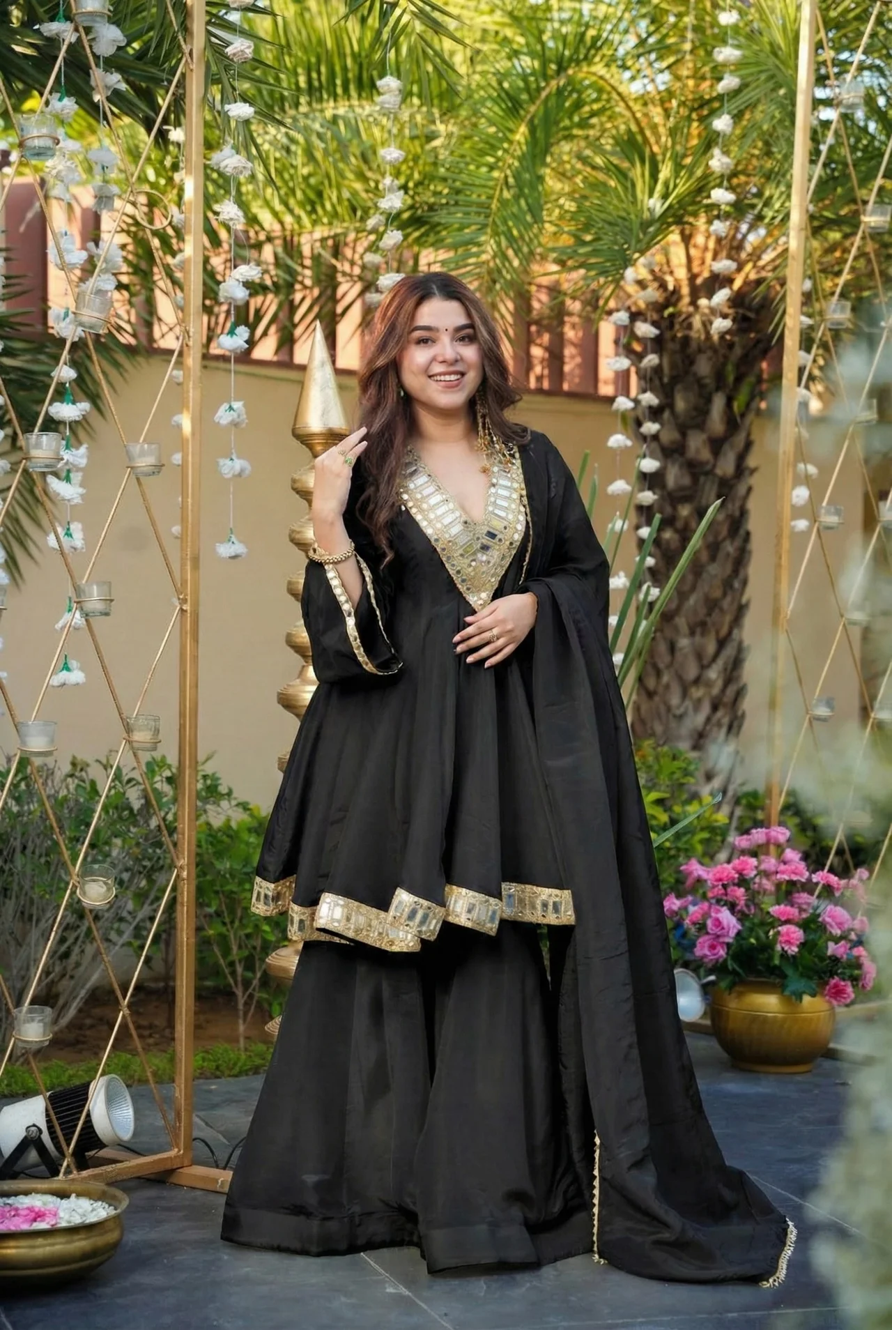 Women's Chinon Kurta Set with Palazzo and Dupatta in Black — photo 6 of 7
