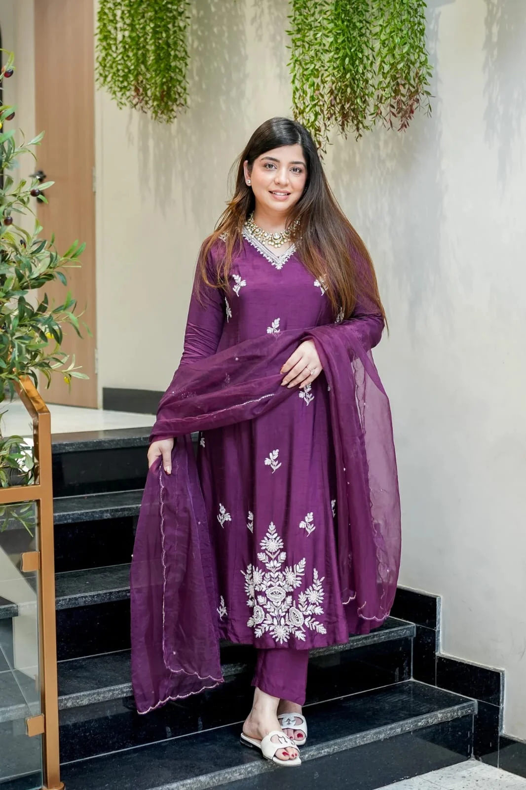 Women's Muslin Kurta Set with Pant and Dupatta in Purple — photo 5 of 6