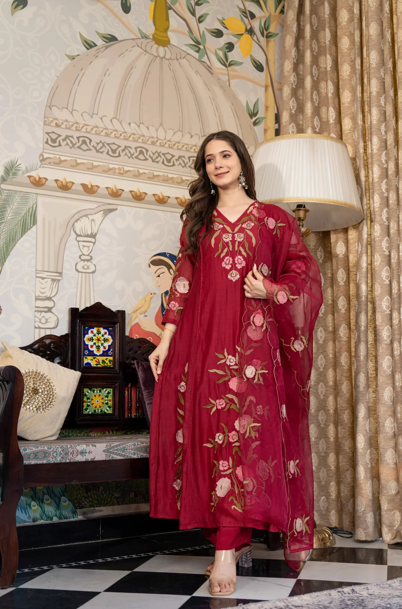 Women's Muslin Kurta Set with Embroidered Floral Motifs in Maroon — photo 3 of 7