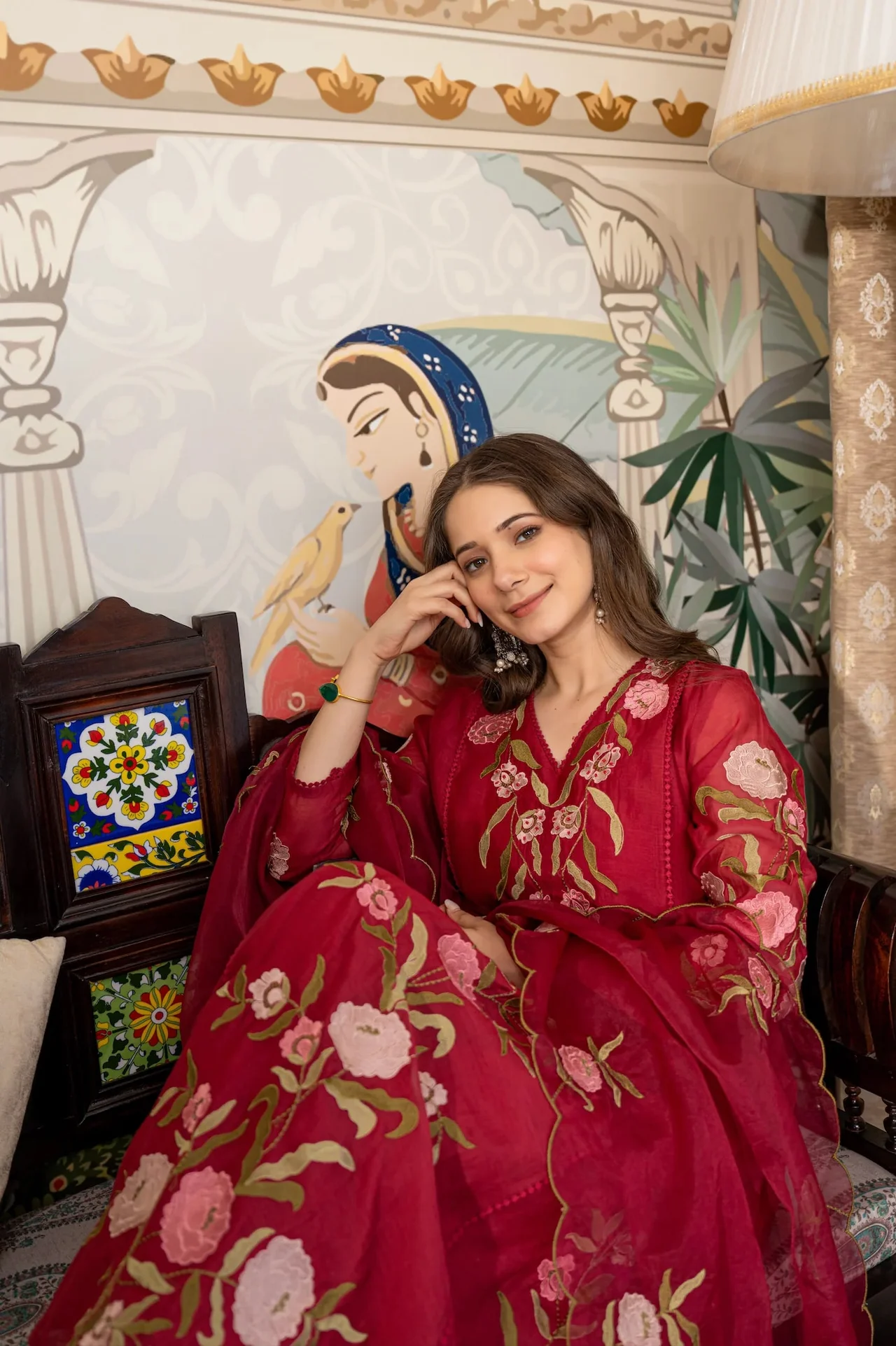 Women's Muslin Kurta Set with Embroidered Floral Motifs in Maroon — photo 5 of 7